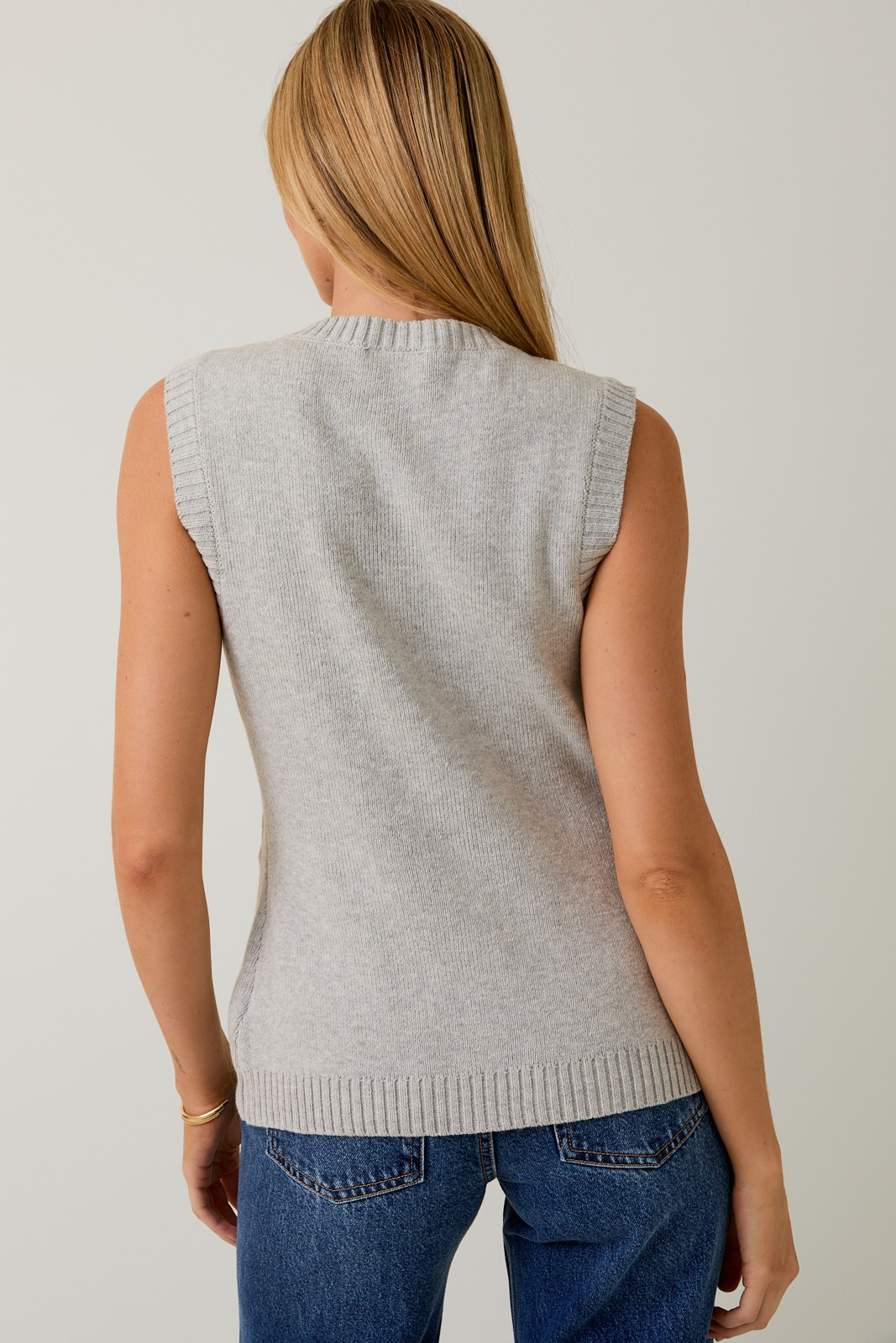 Le Lis Buttondown Vest - Heather Grey
