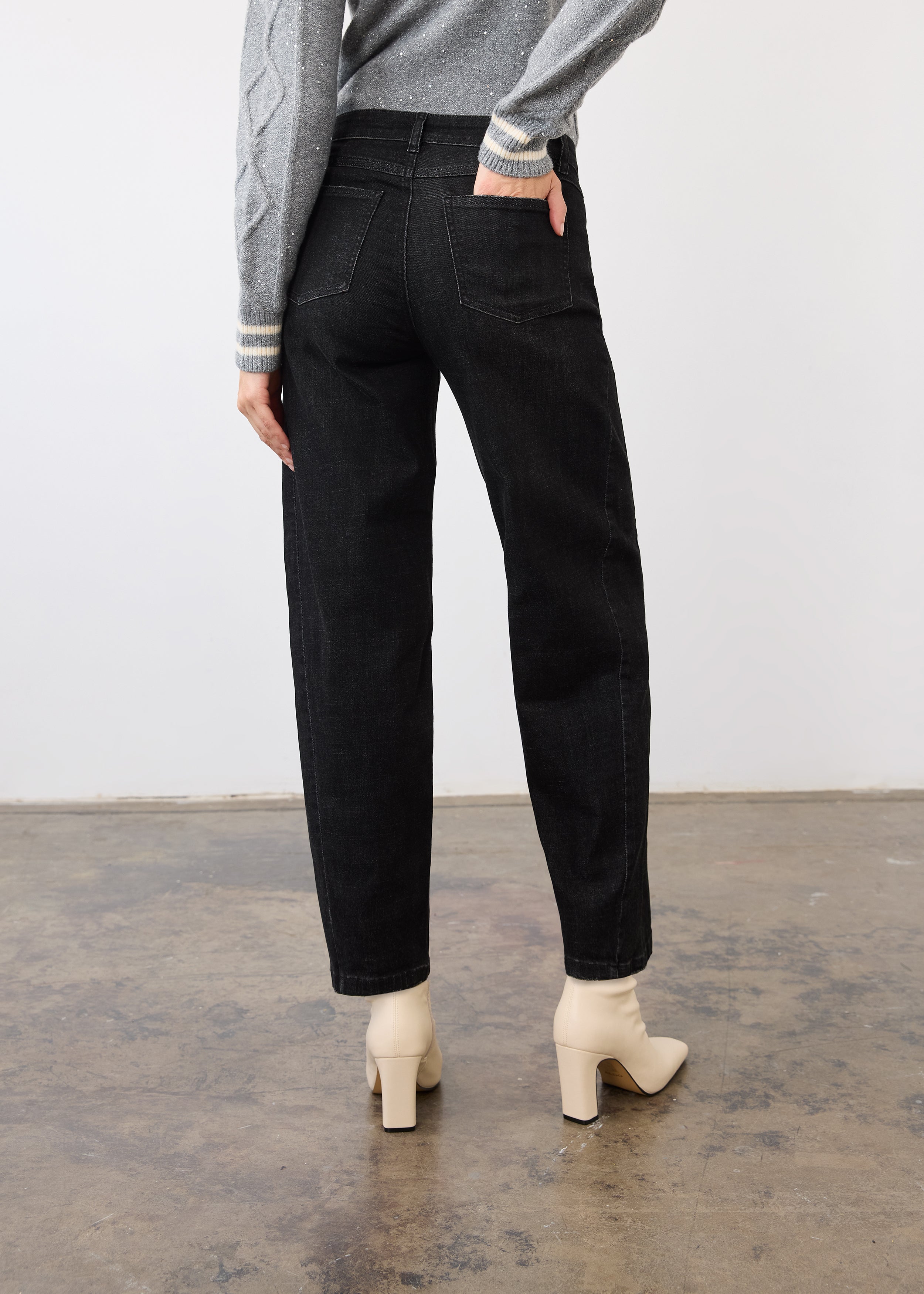 FDJ Girlfriend Barrel Jean - Deep Black