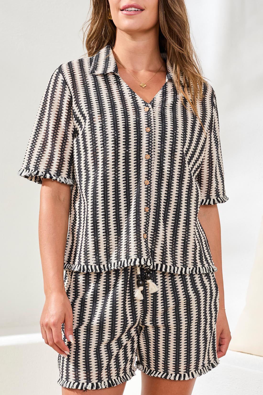 Tribal Jules Pull On Short - Black