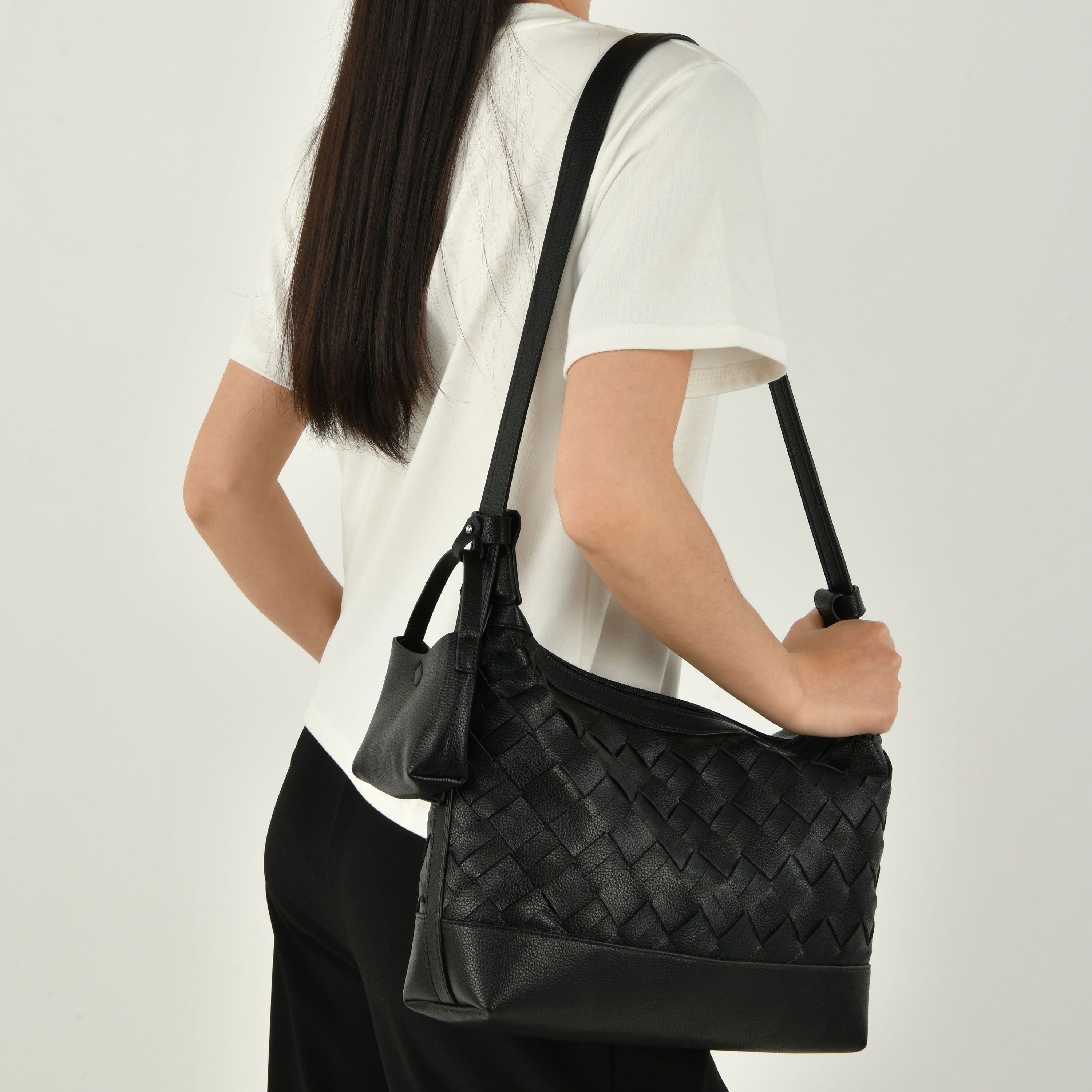 co-lab Gracia Crossbody - Black