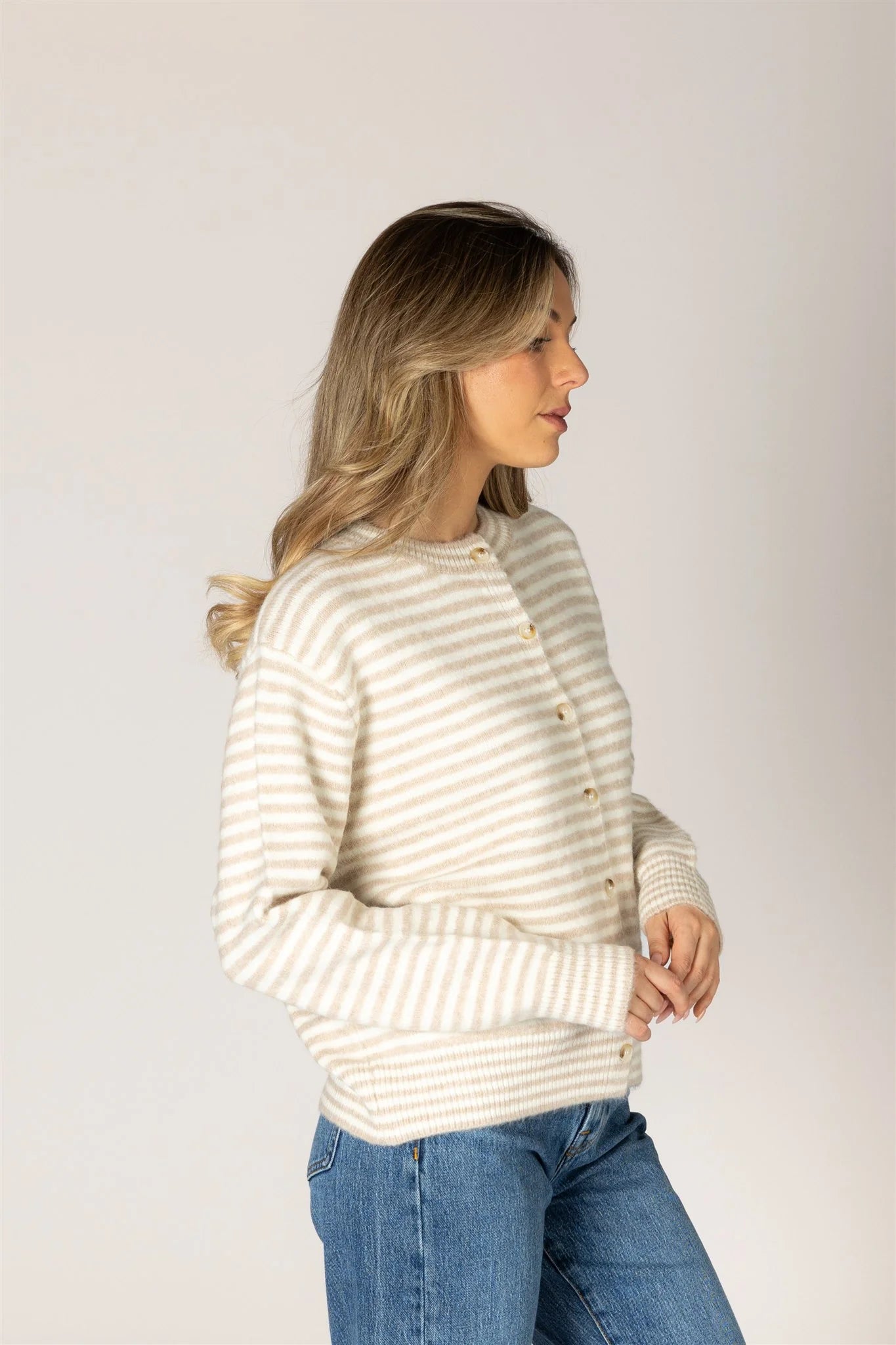 Lyla & Luxe Avril Cardi - Off White/Beige