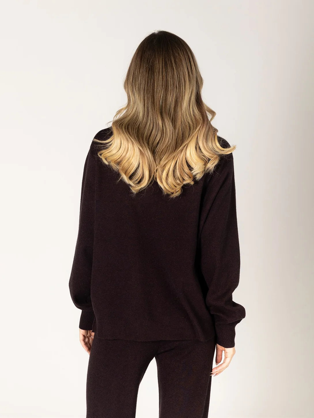 Lyla & Luxe Claret Pullover - Acai