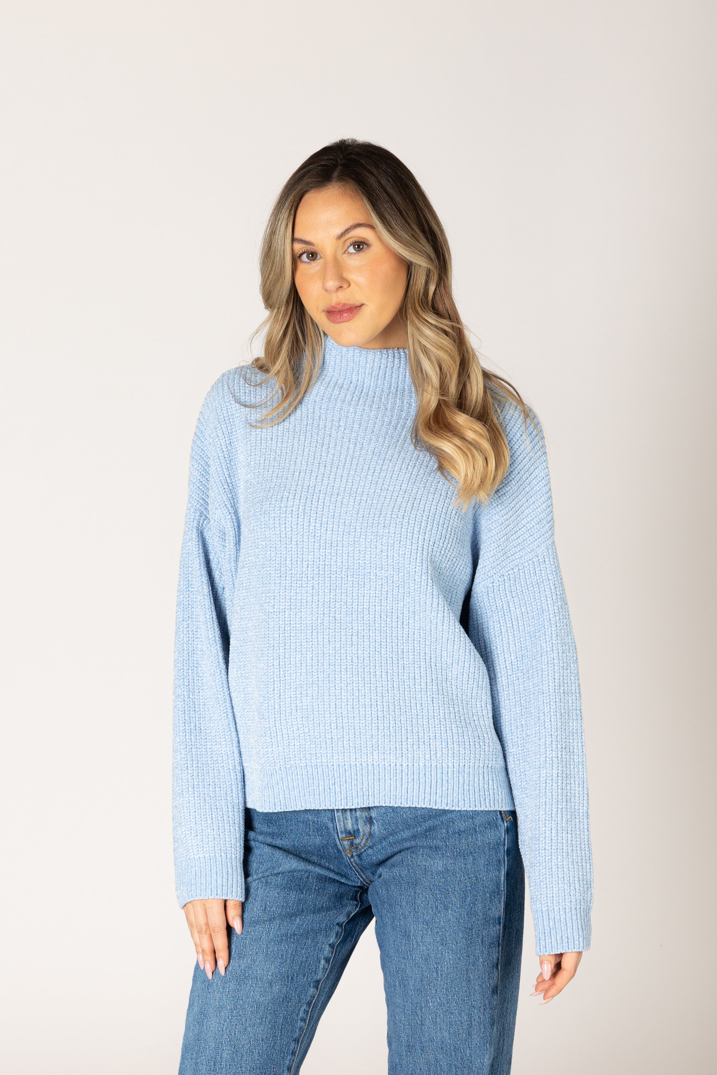 Lyla & Luxe Evolet Chenille Pullover - Sky