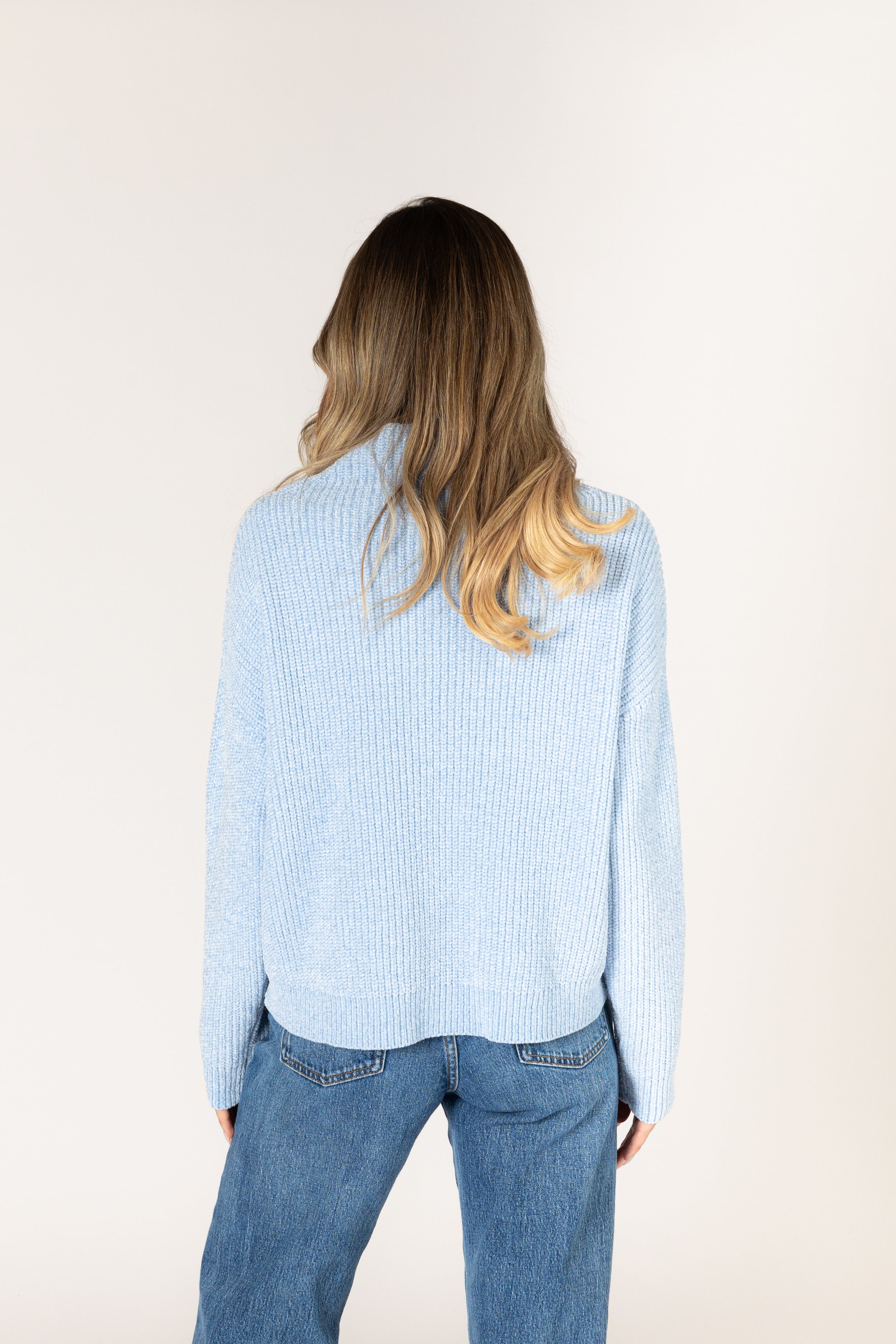 Lyla & Luxe Evolet Chenille Pullover - Sky