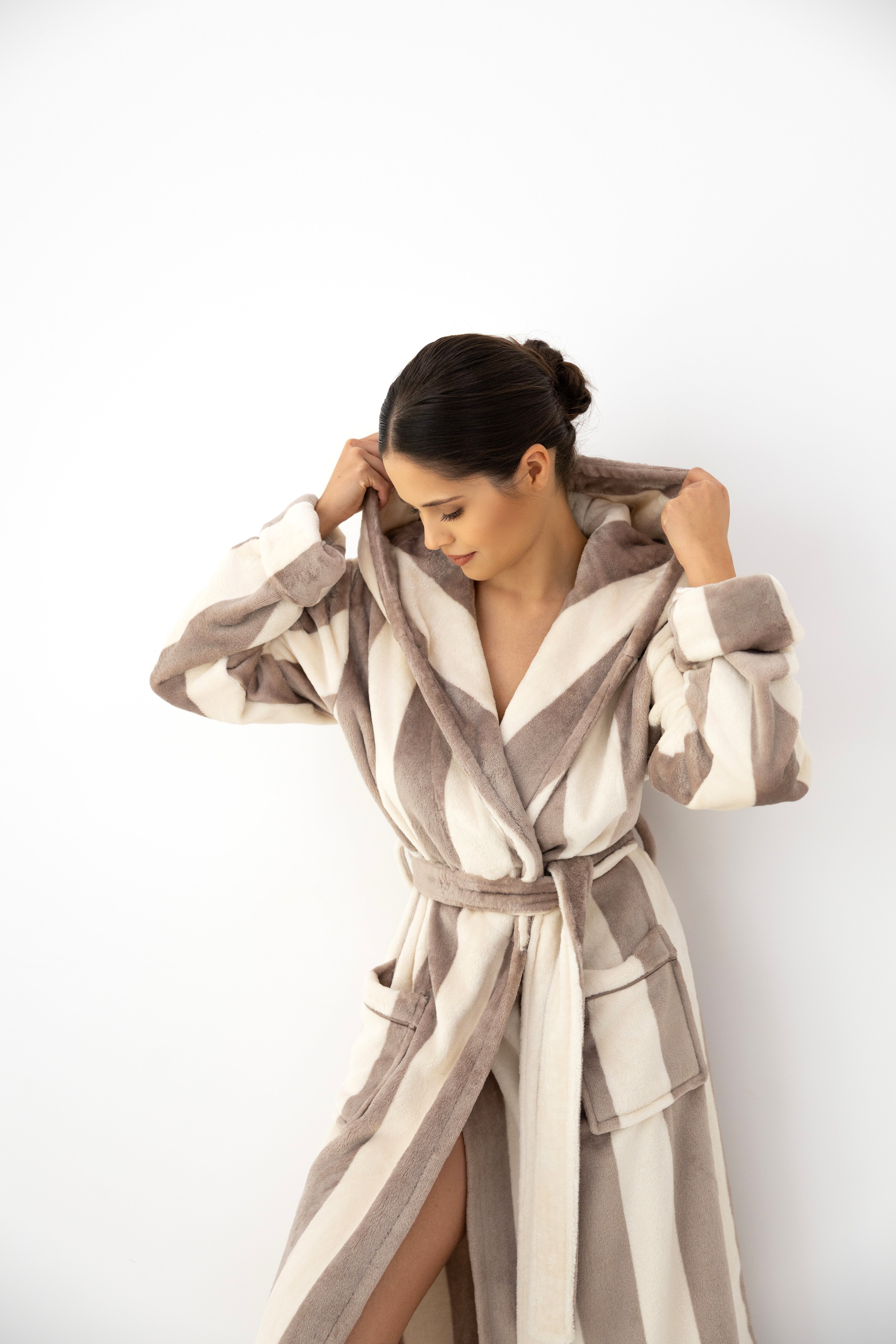 Sensis Lirien Robe - Taupe/White Stripe