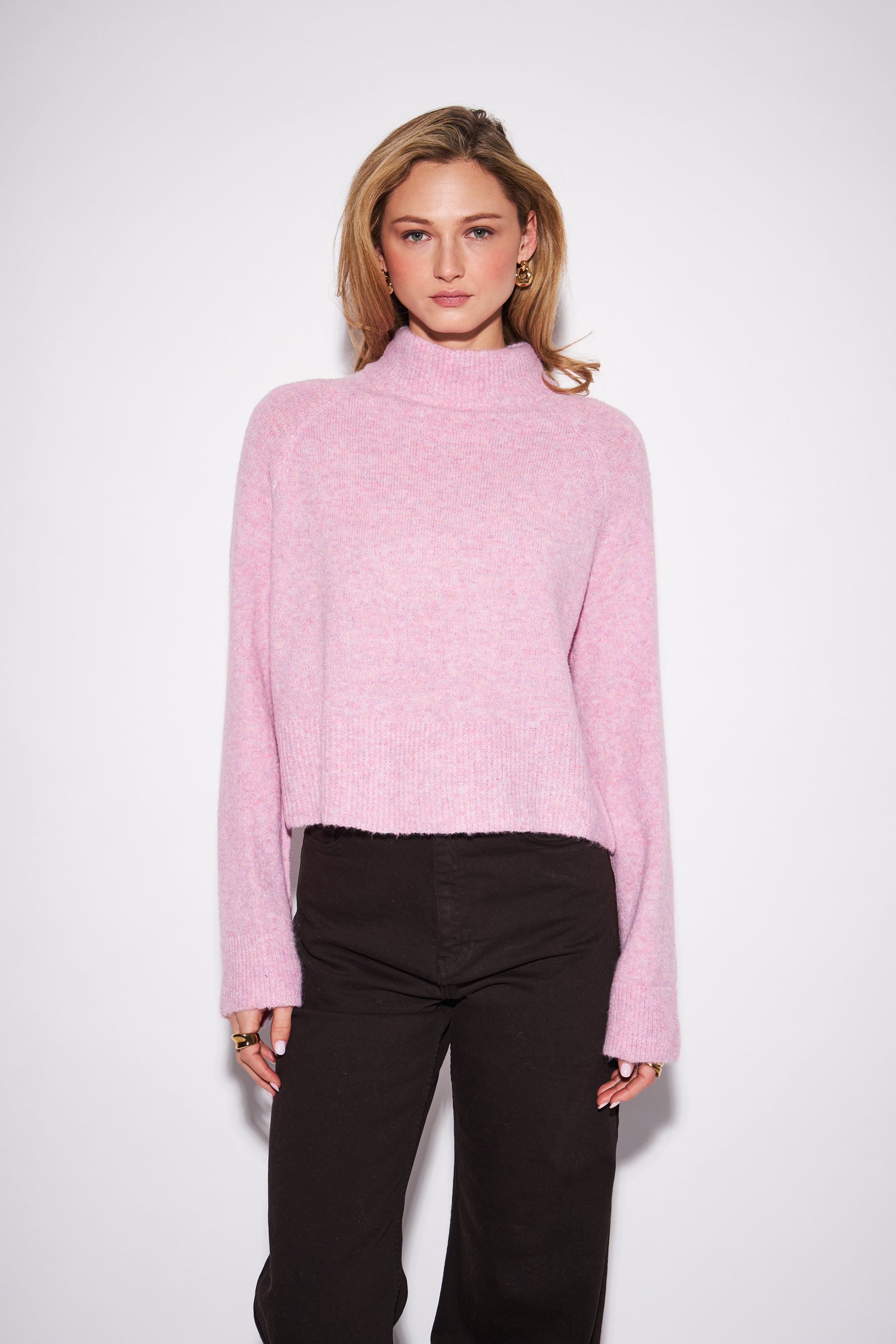 John & Jenn Oliver Sweater - Petal