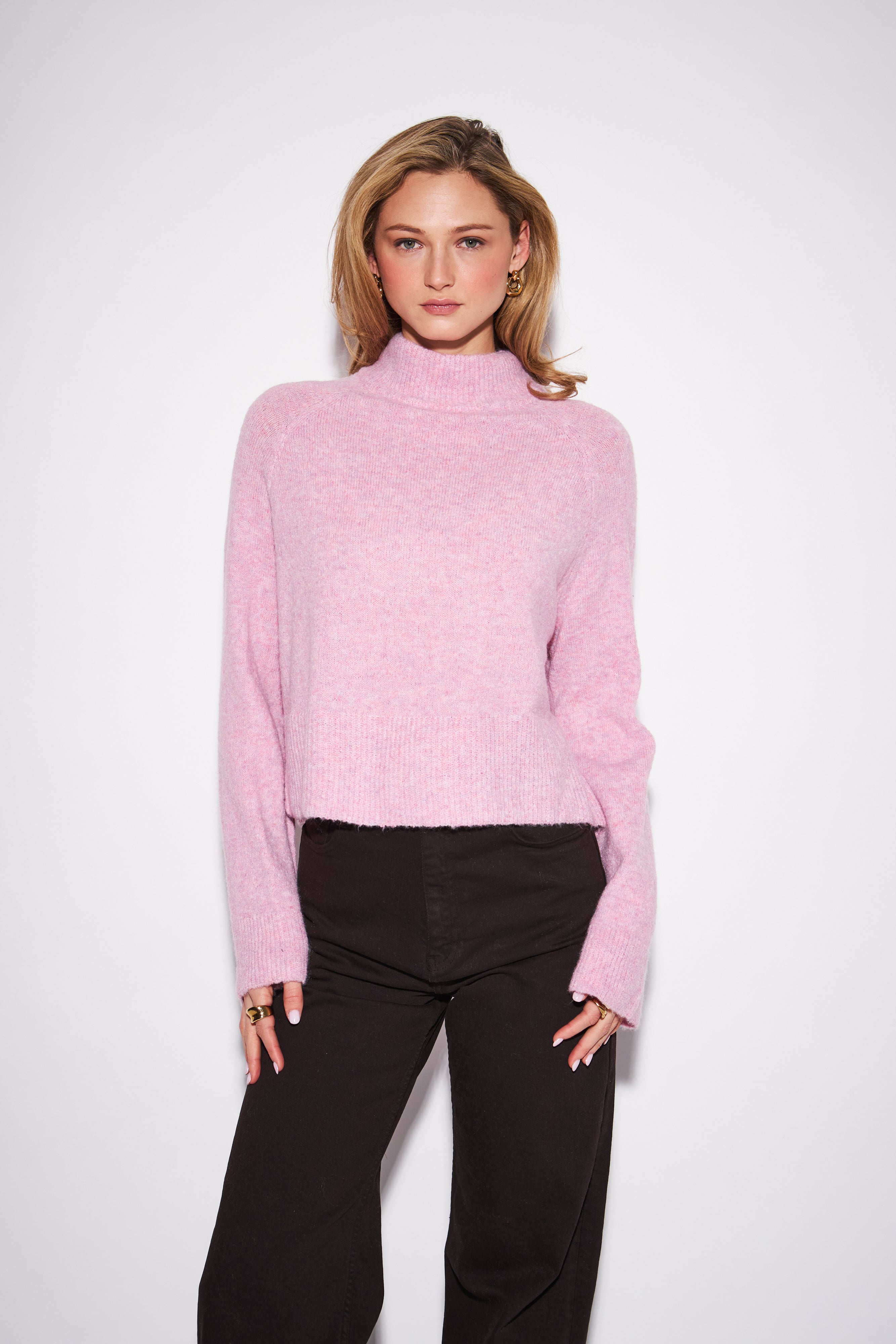 John & Jenn Oliver Sweater - Petal