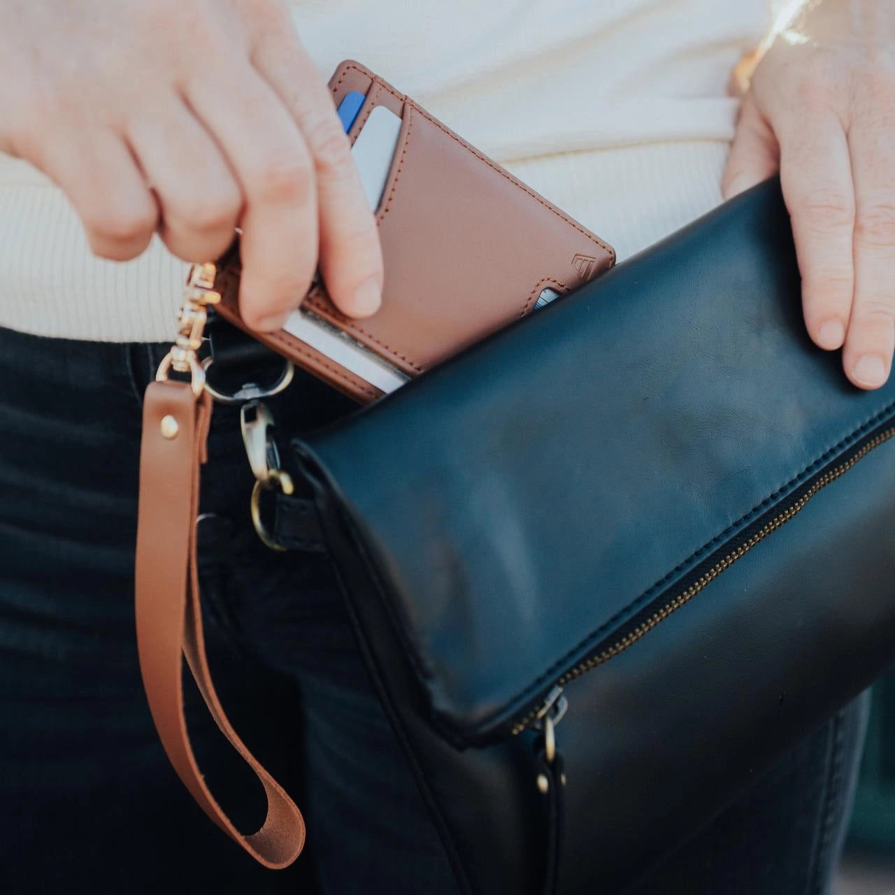 Andar Denner Wallet - Cognac Tan