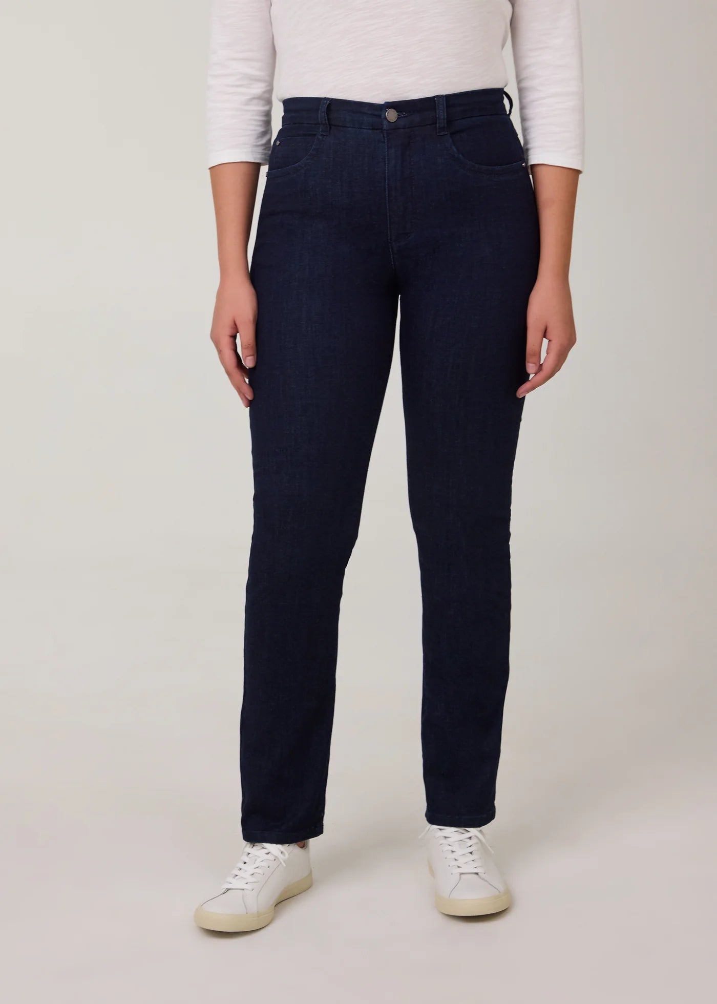 FDJ Essentials Supreme Suzanne Straight - Pleasant