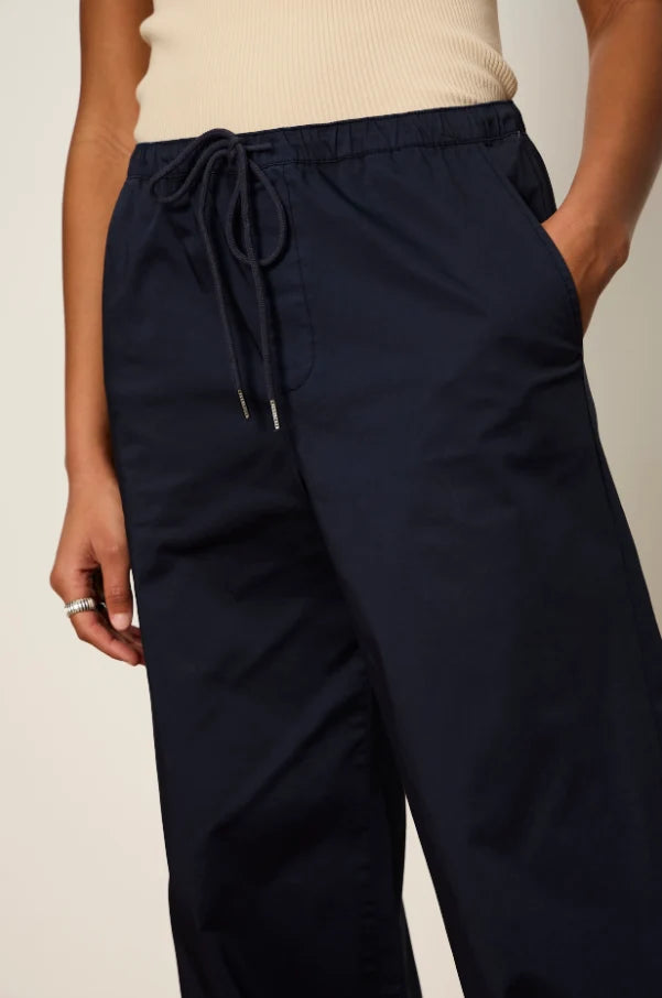 Sanctuary Float On Balloon Pant - Navy Blazer