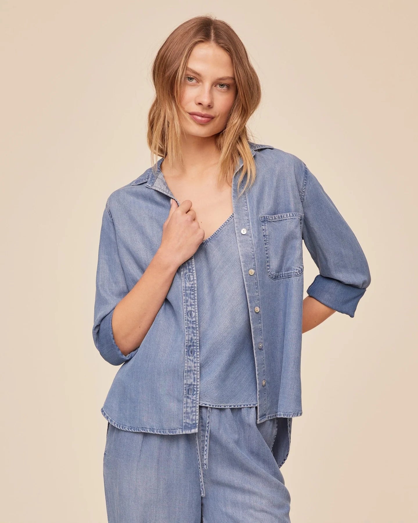 Bella Dahl Shirt Tail Buttondown - Indigo Harbour