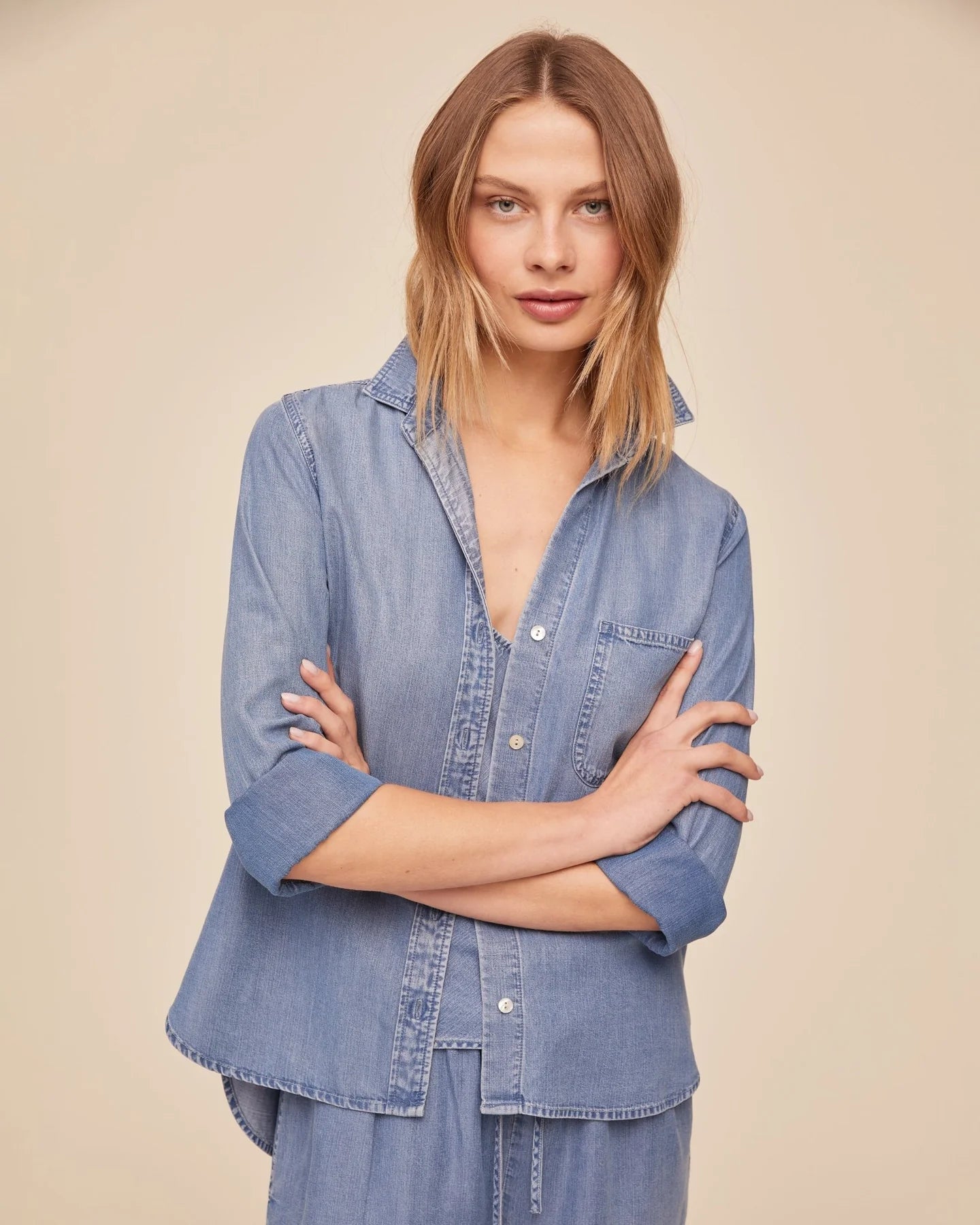 Bella Dahl Shirt Tail Buttondown - Indigo Harbour