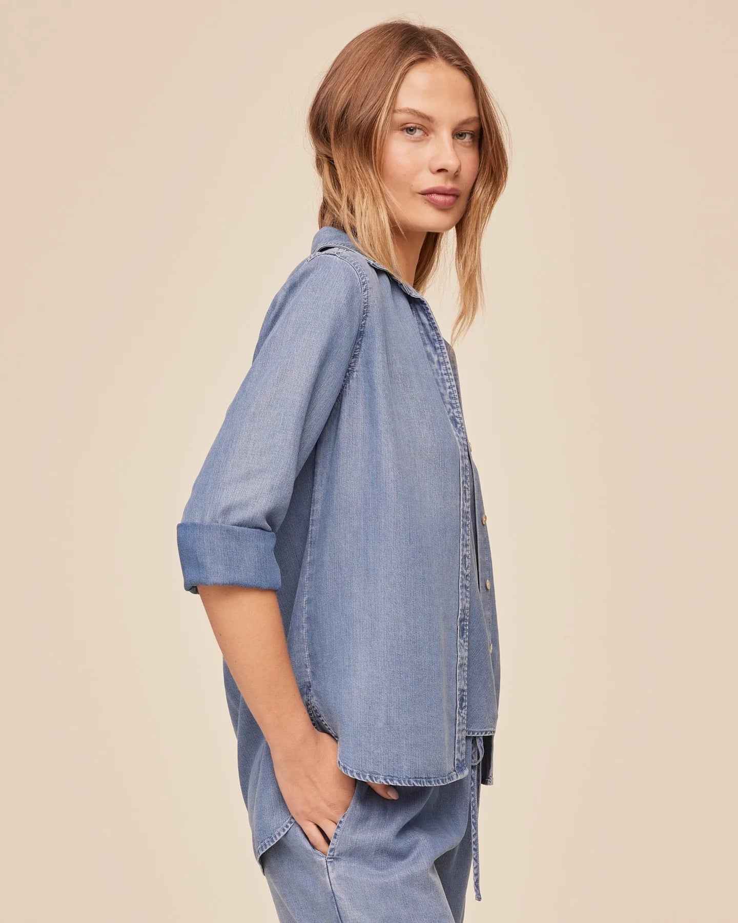 Bella Dahl Shirt Tail Buttondown - Indigo Harbour