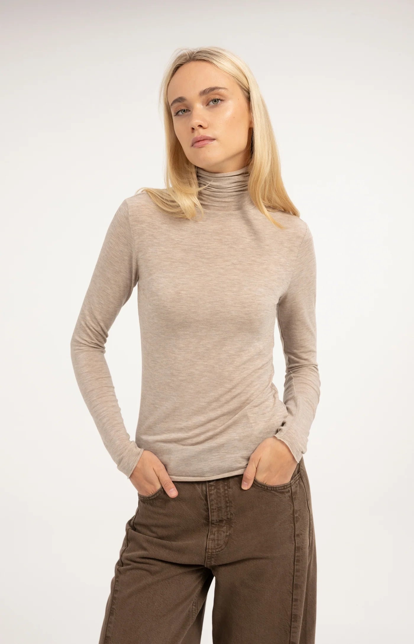 Yaya Thin Turtleneck - Beige