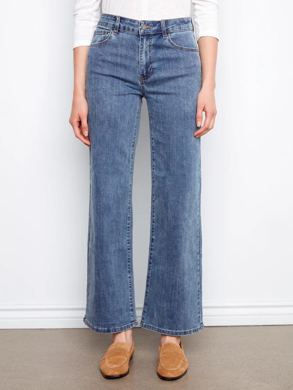 Charlie B Chloe Wide Leg Jeans - Medium Blue