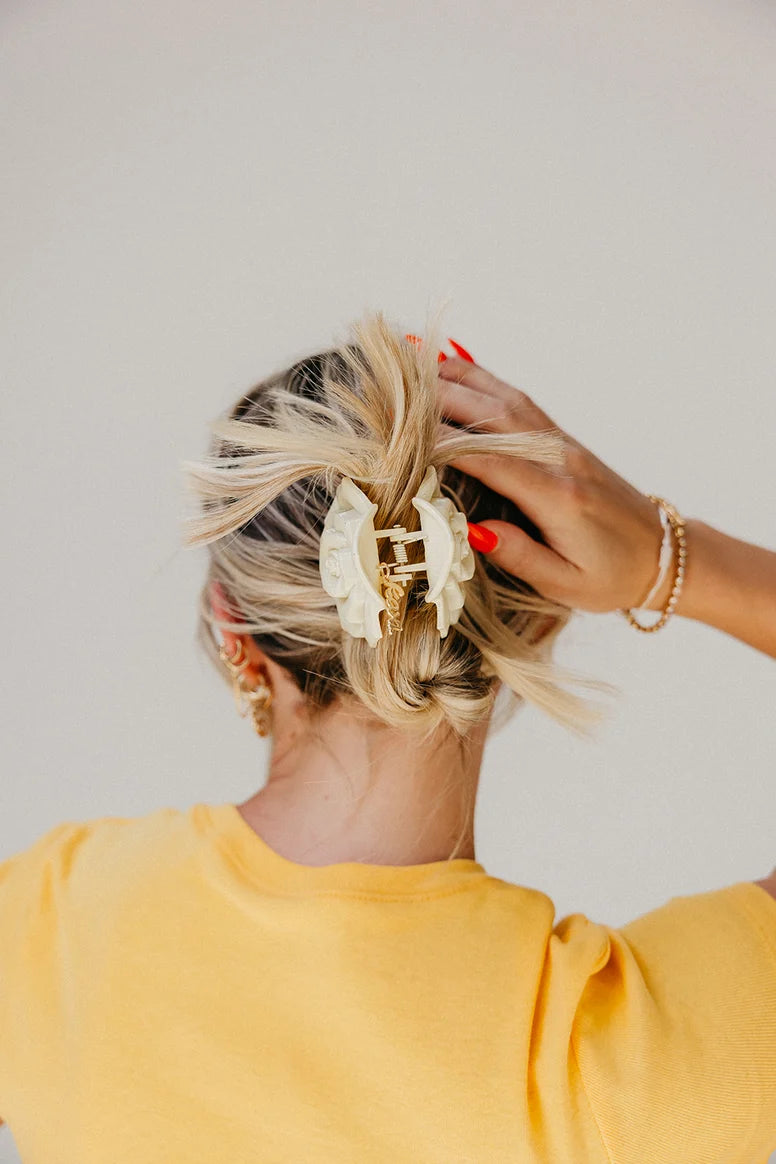 KAXI Rose Midi Claw - Cream