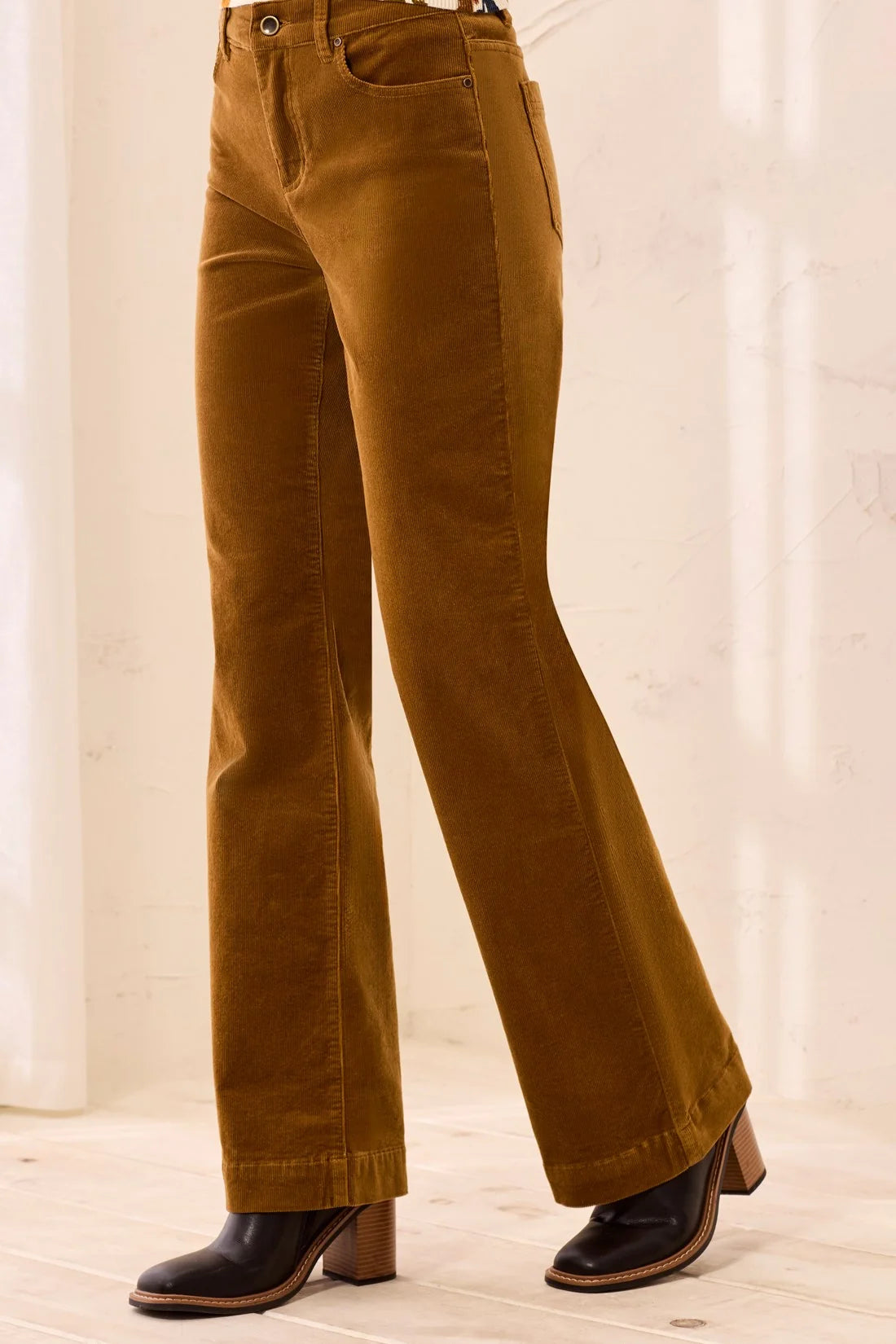 Tribal 5 Pocket Cord - Dull Gold
