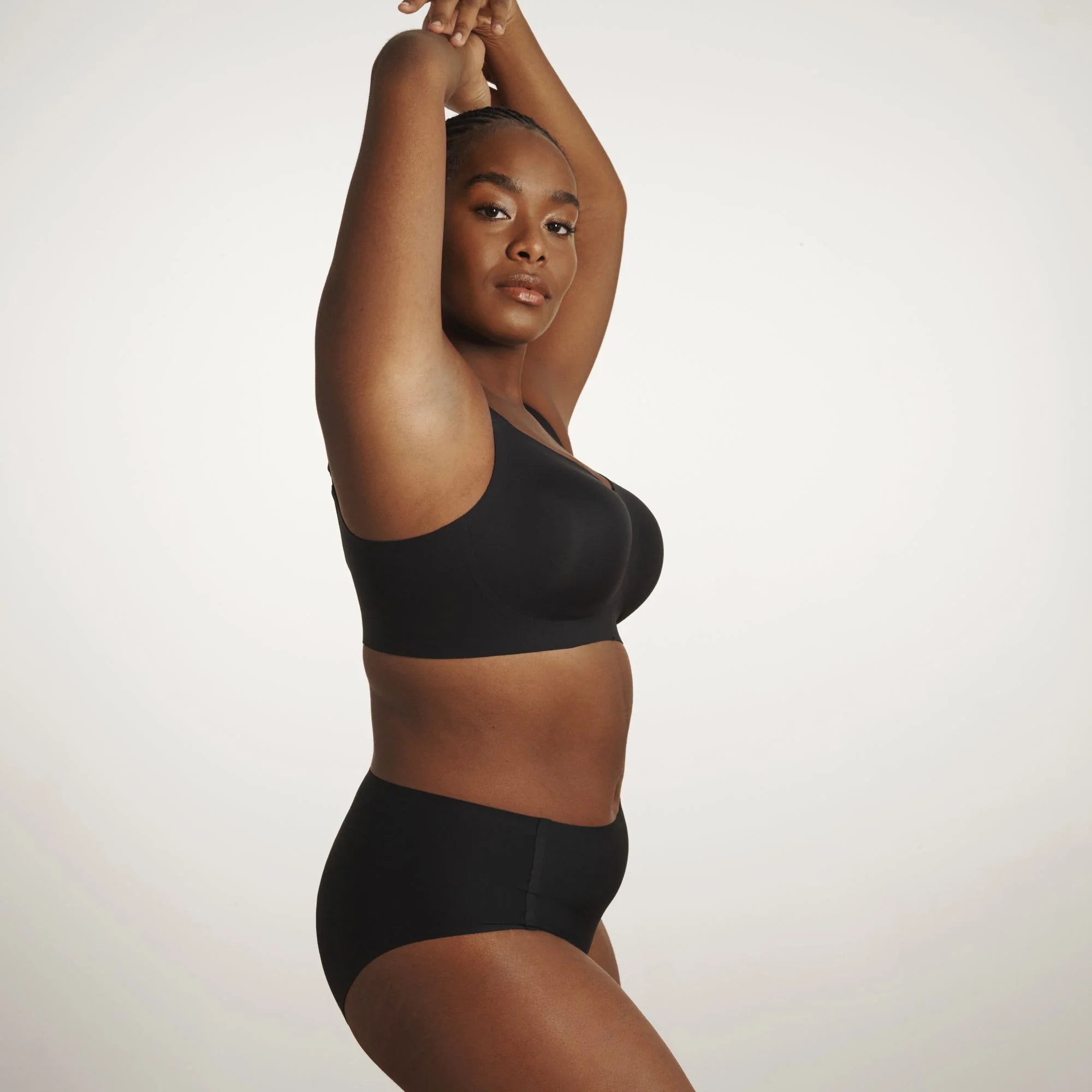 Evelyn & Bobbie Beyond Bra - Black