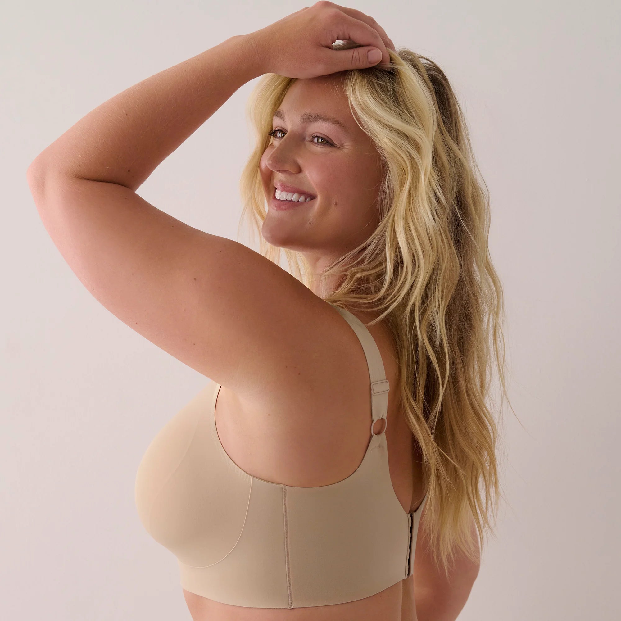 Evelyn & Bobbie The Busty Bra - Sand