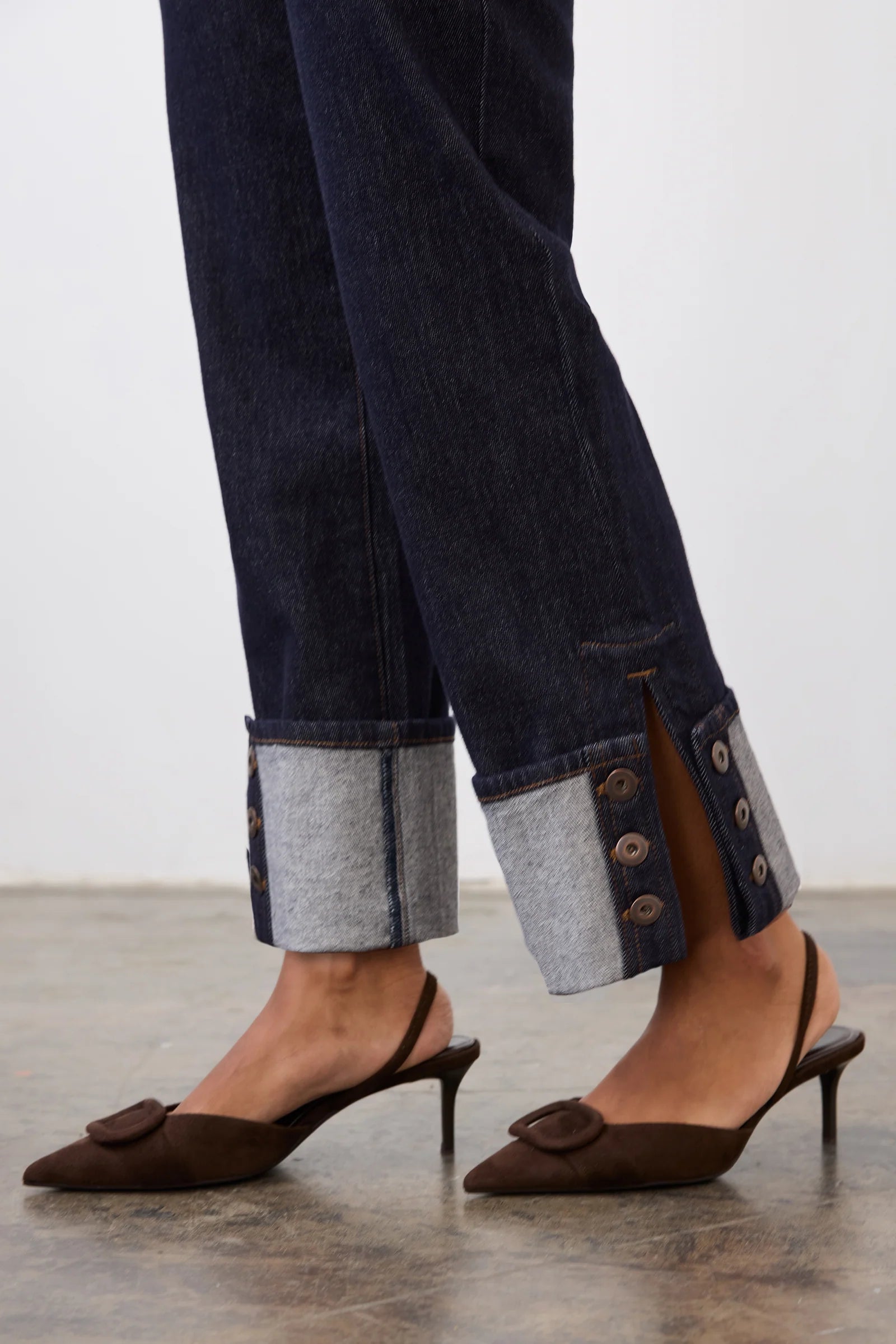 FDJ Olivia Button Cuff Vintage Denim - Forever Blue