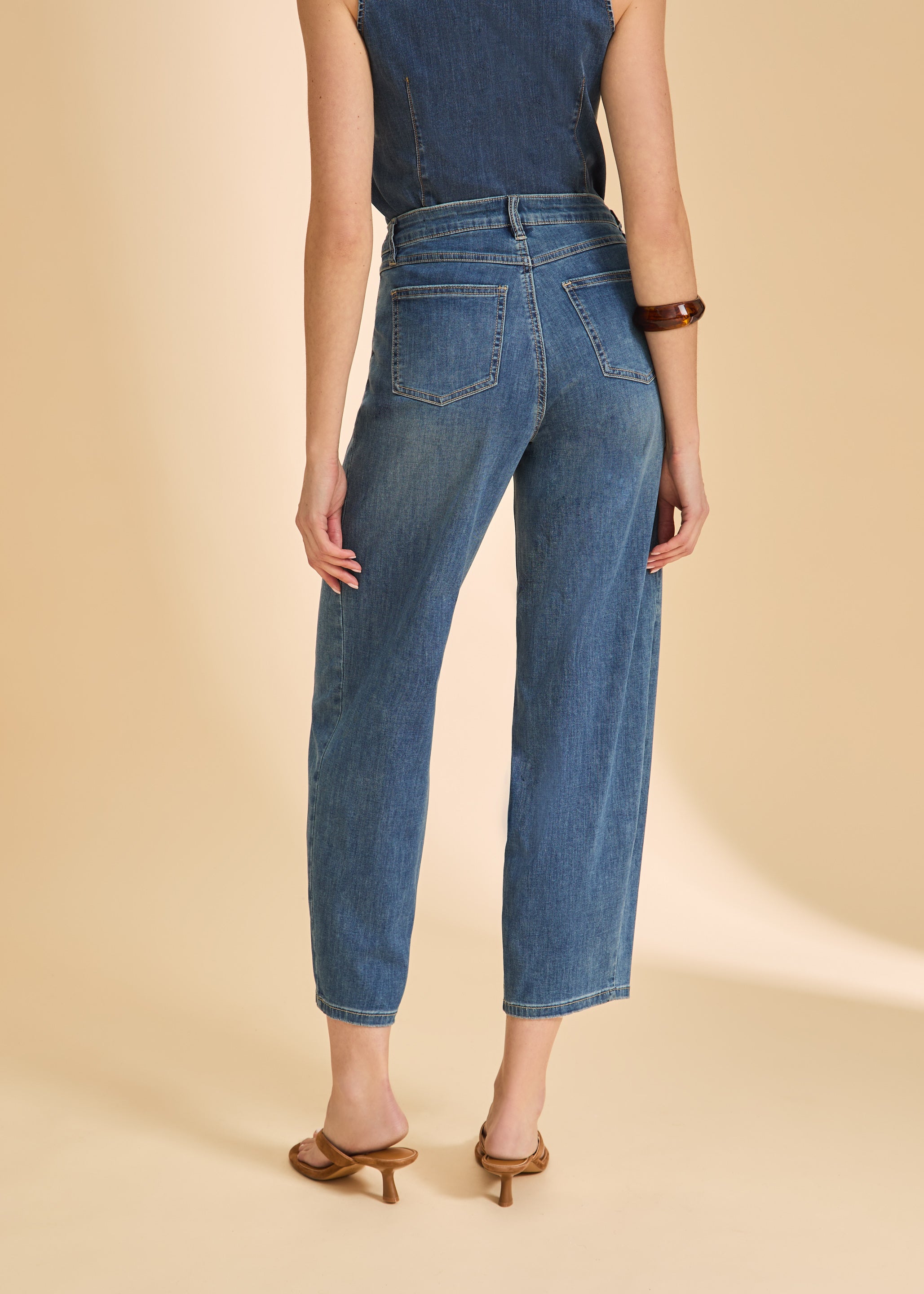 FDJ Girlfriend Barrel Ankle - Medium Wash