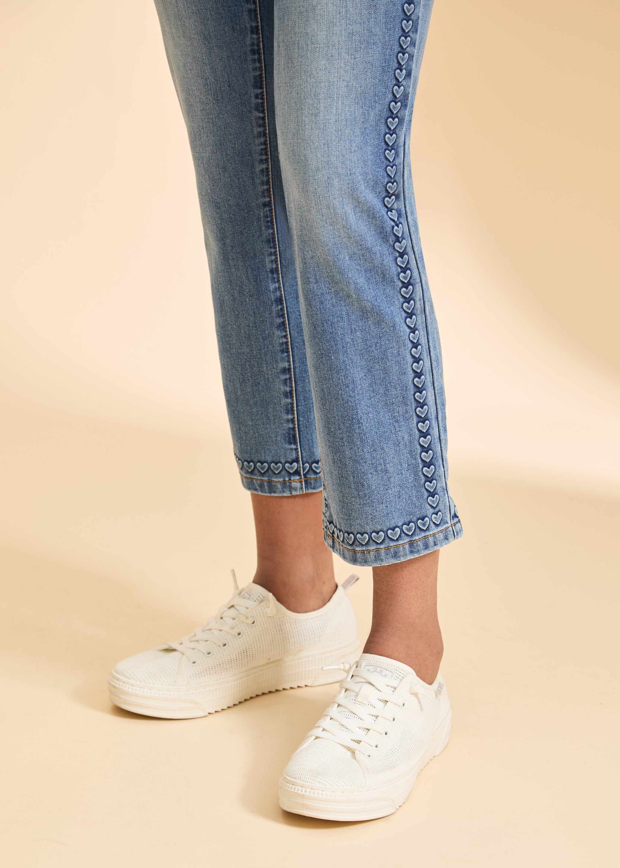 FDJ Olivia Straight Crop - Medium