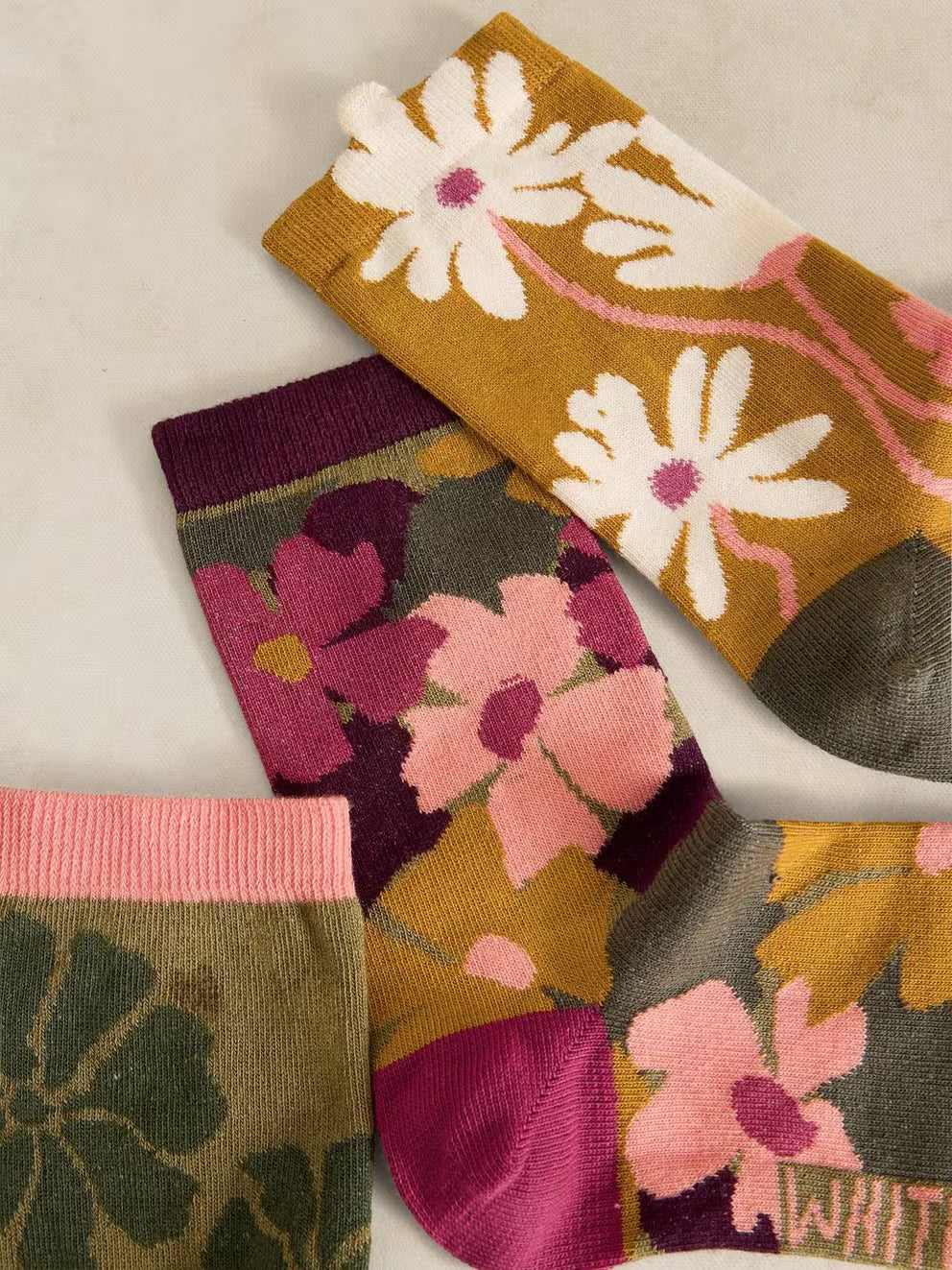 White Stuff 3 Pack Floral Texture Ankle Socks - Green Multi