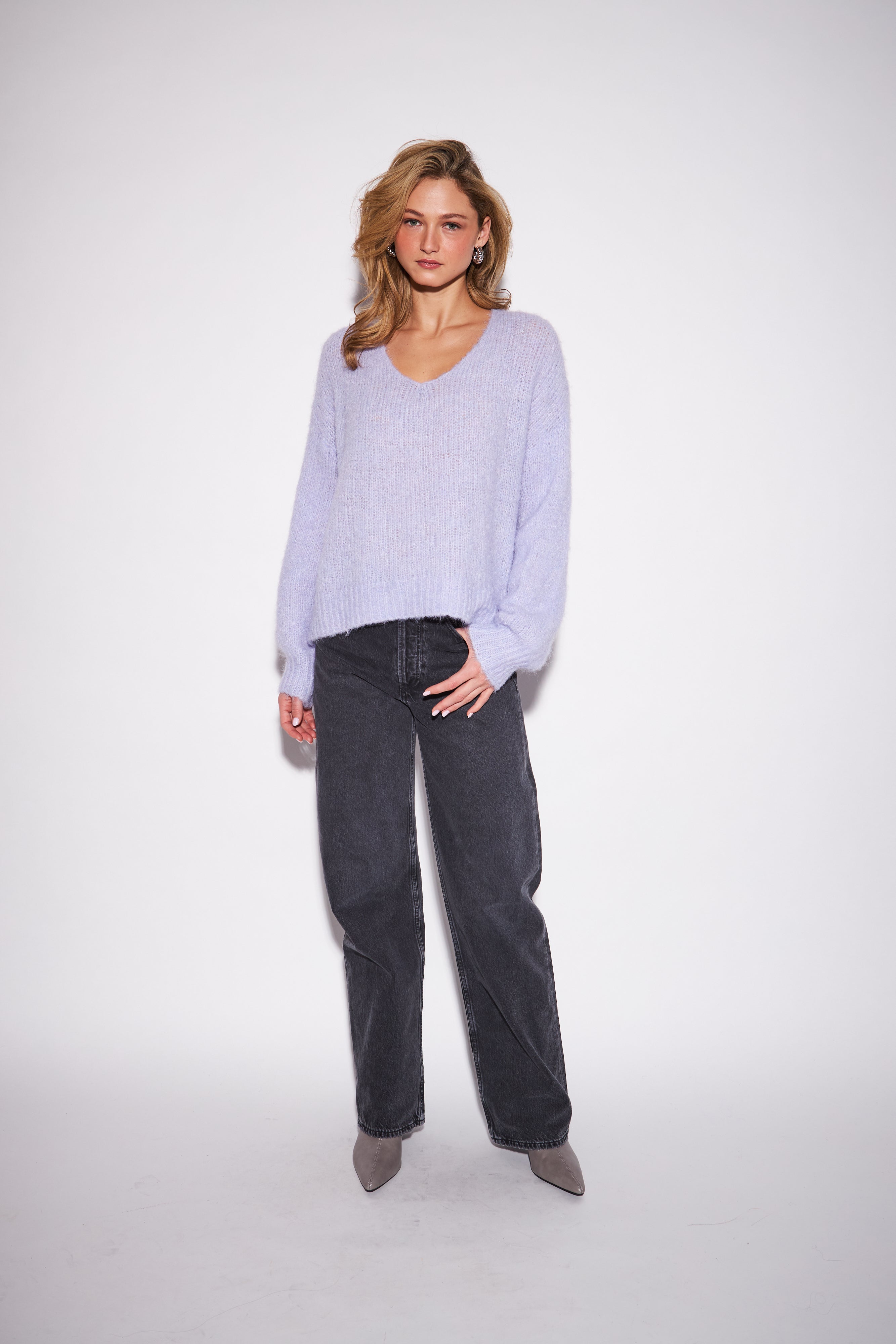 John & Jenn Dorothy Sweater - Bright Orchid