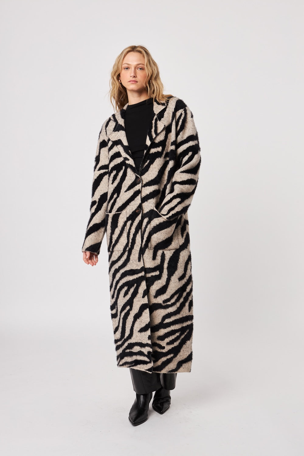 John & Jenn Rashad Cardi - Shadow Zebra