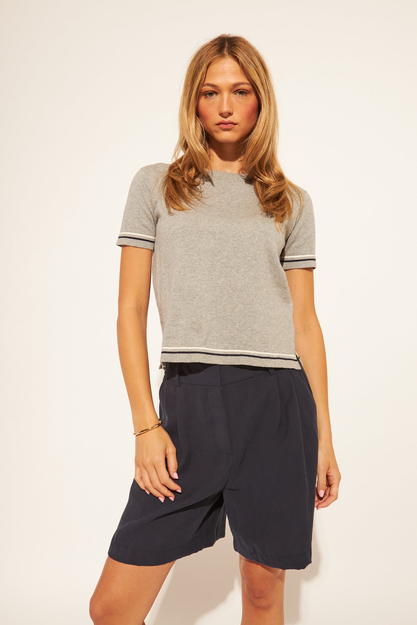 John & Jenn Windsor Short Sleeved Sweater - Tipped Heather