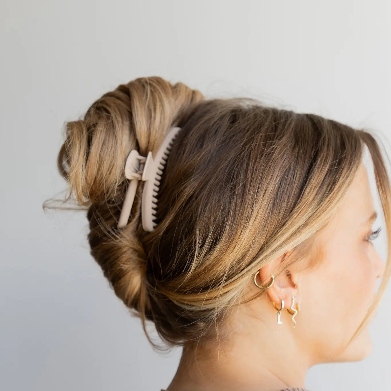 KAXI Midi Hold Everything Claw - Bone