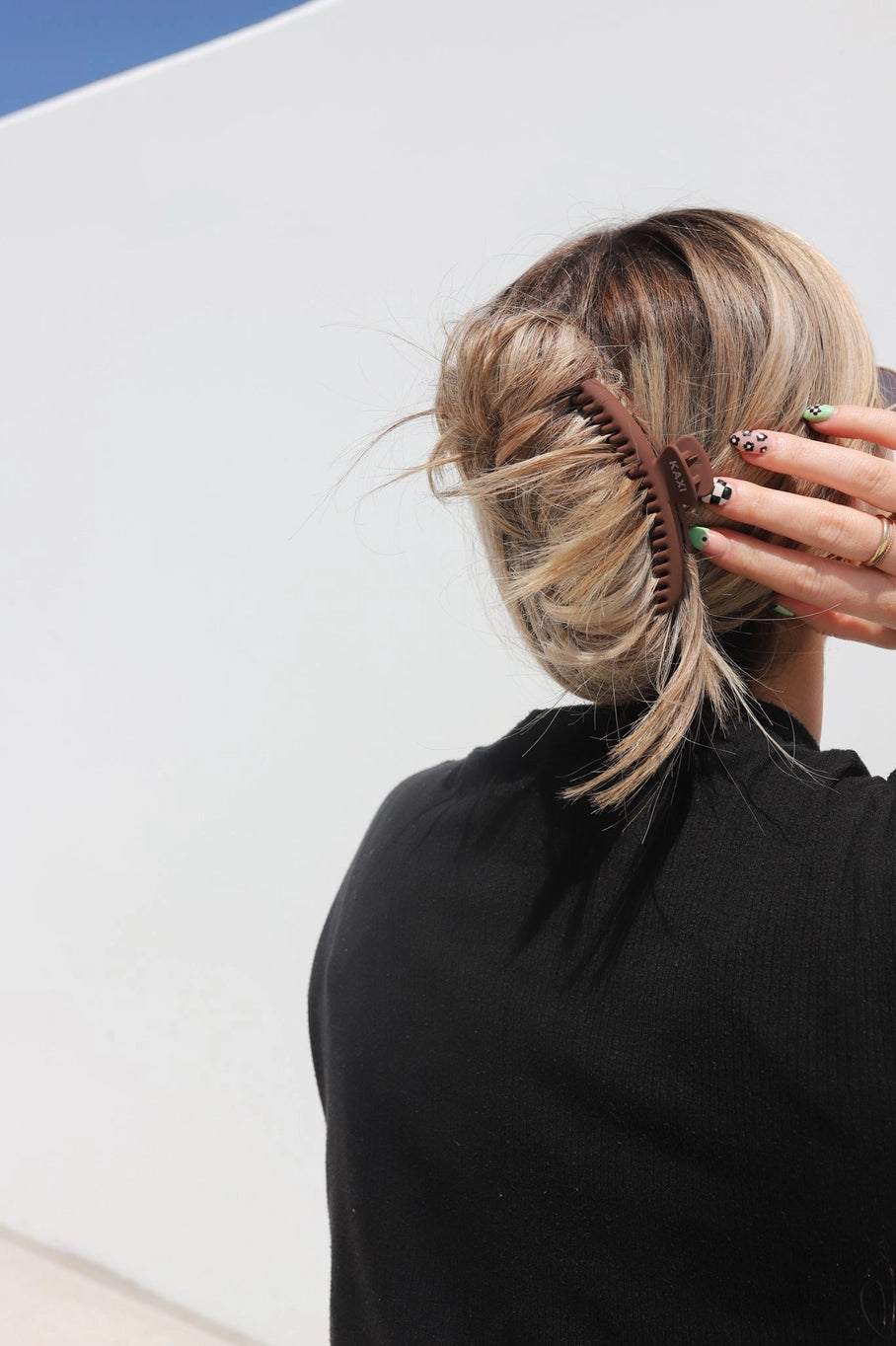KAXI Midi Hold Everything Claw - Dark Brown