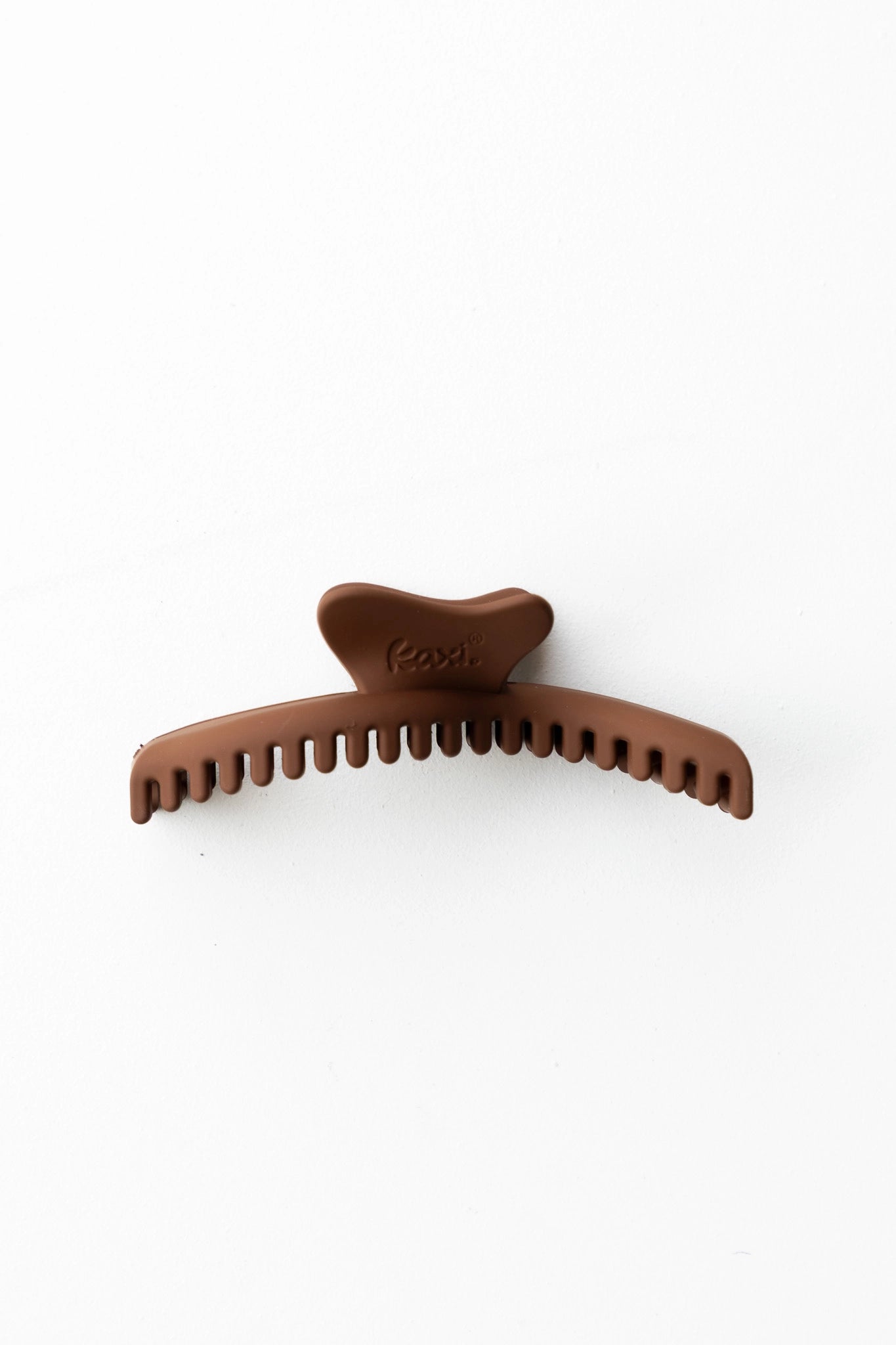 KAXI Wavy Hold Everything Claw - Dark Brown