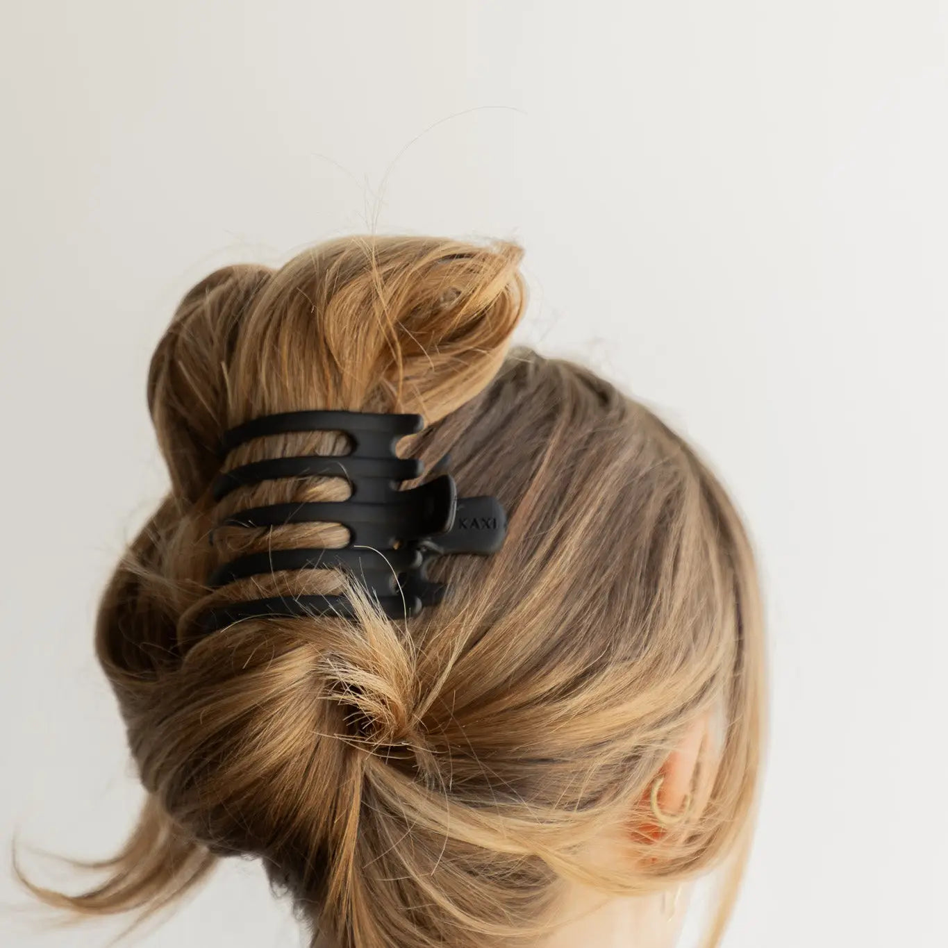 KAXI Wide Lay Down Claw - Matte Black