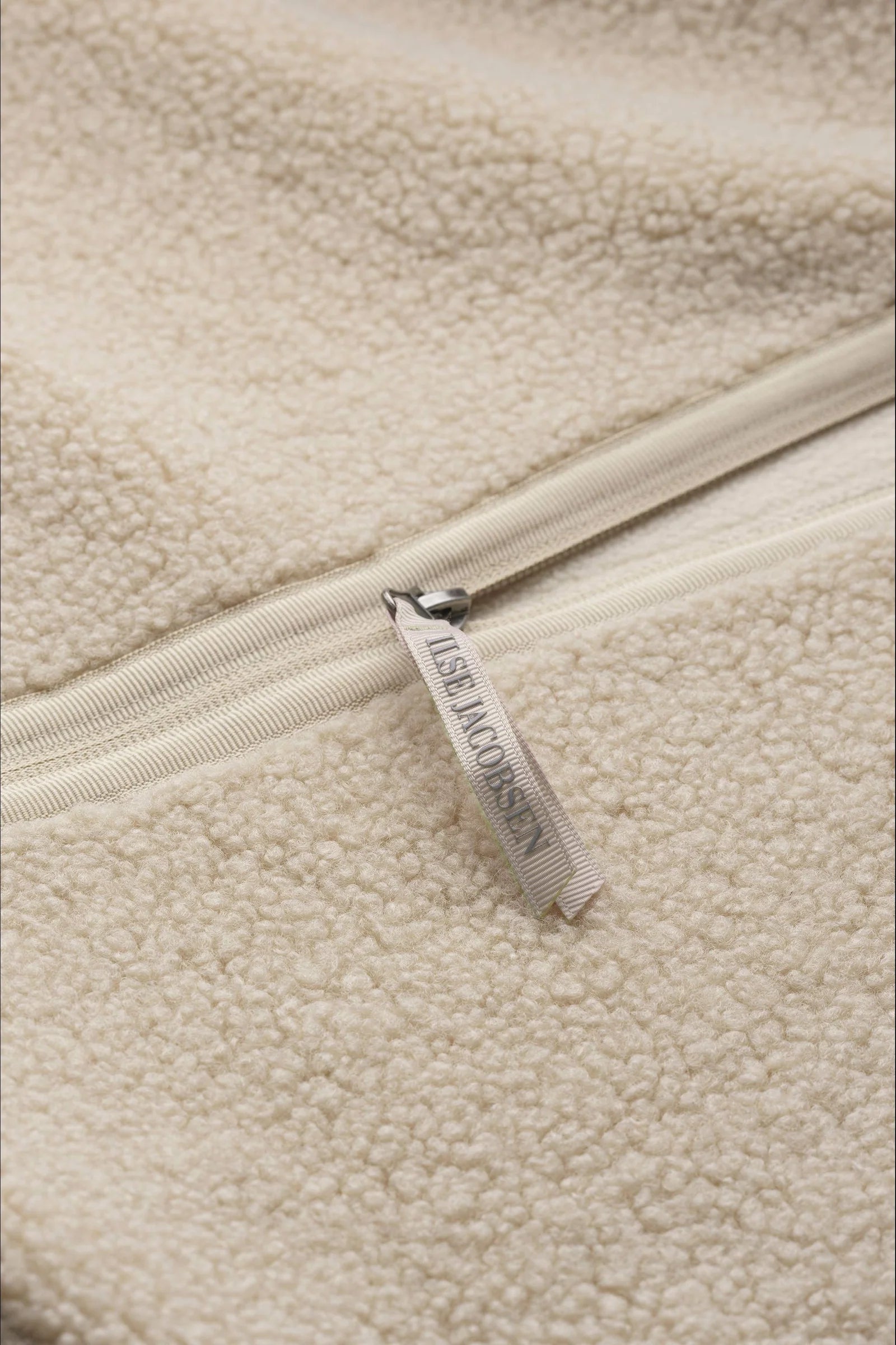 Ilse Jacobsen Long Sherpa Vest - Kit