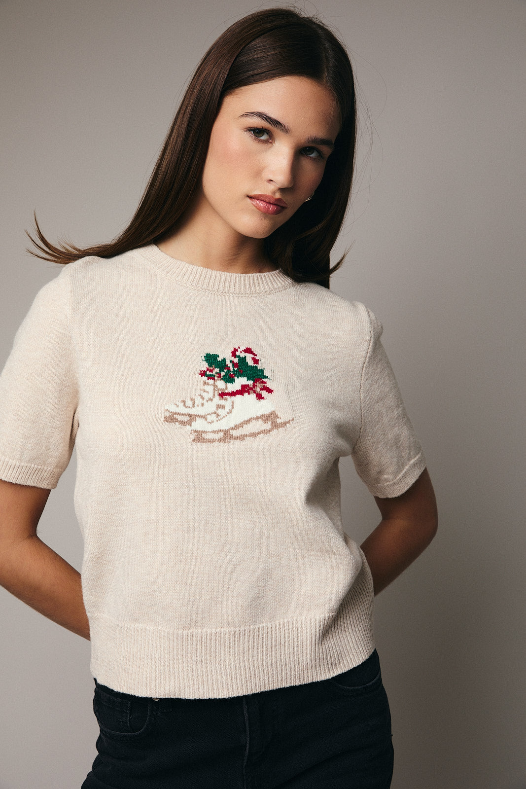 Le Lis Winter Skates Short Sleeved Sweater - Oatmeal