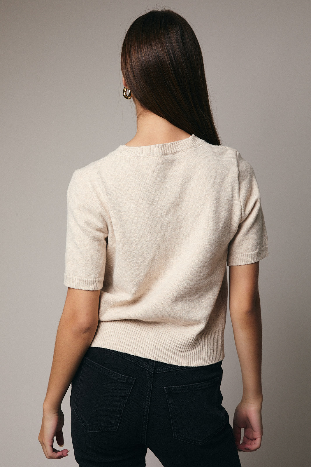 Le Lis Winter Skates Short Sleeved Sweater - Oatmeal