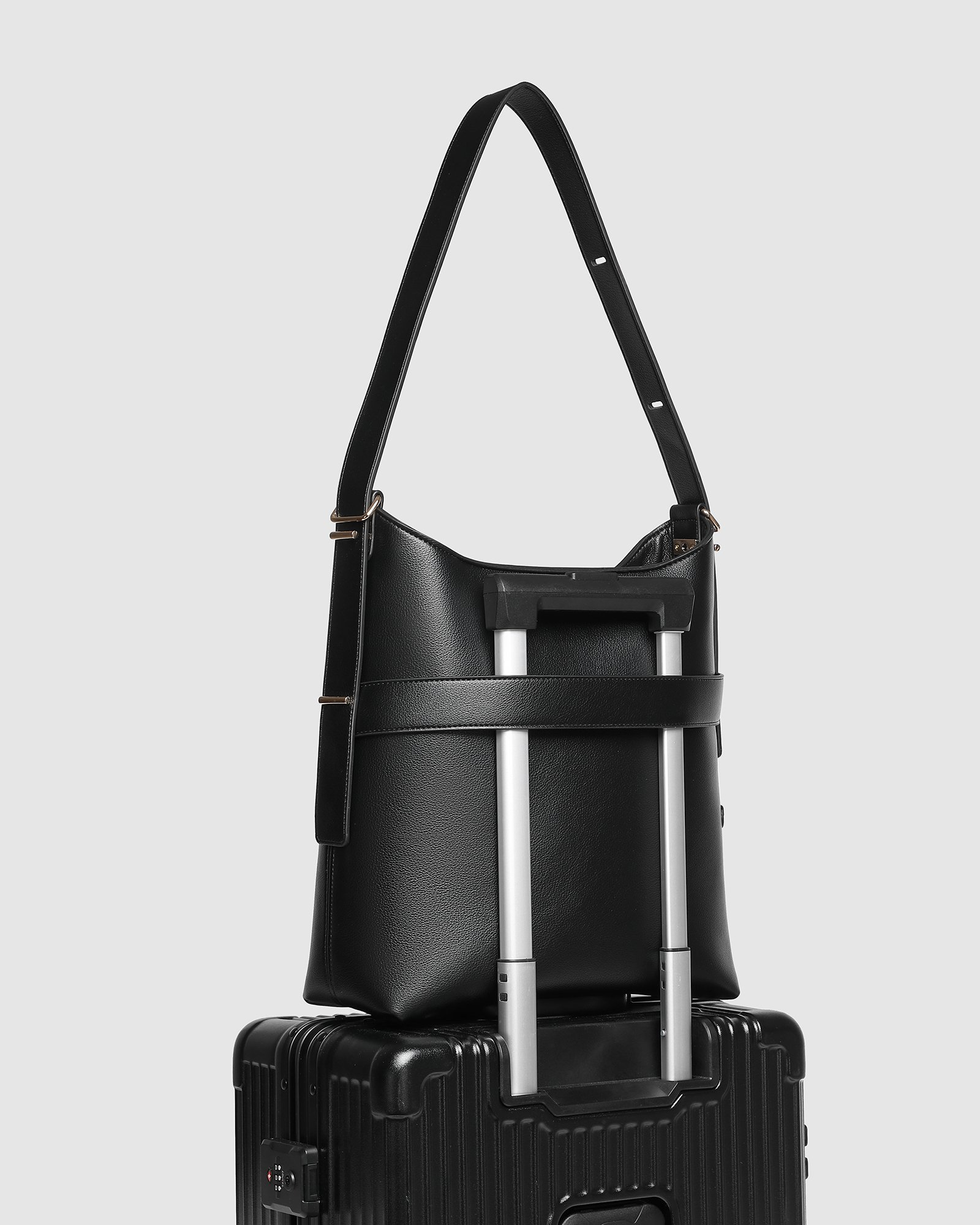 Louenhide Audrey Bucket Bag - Black