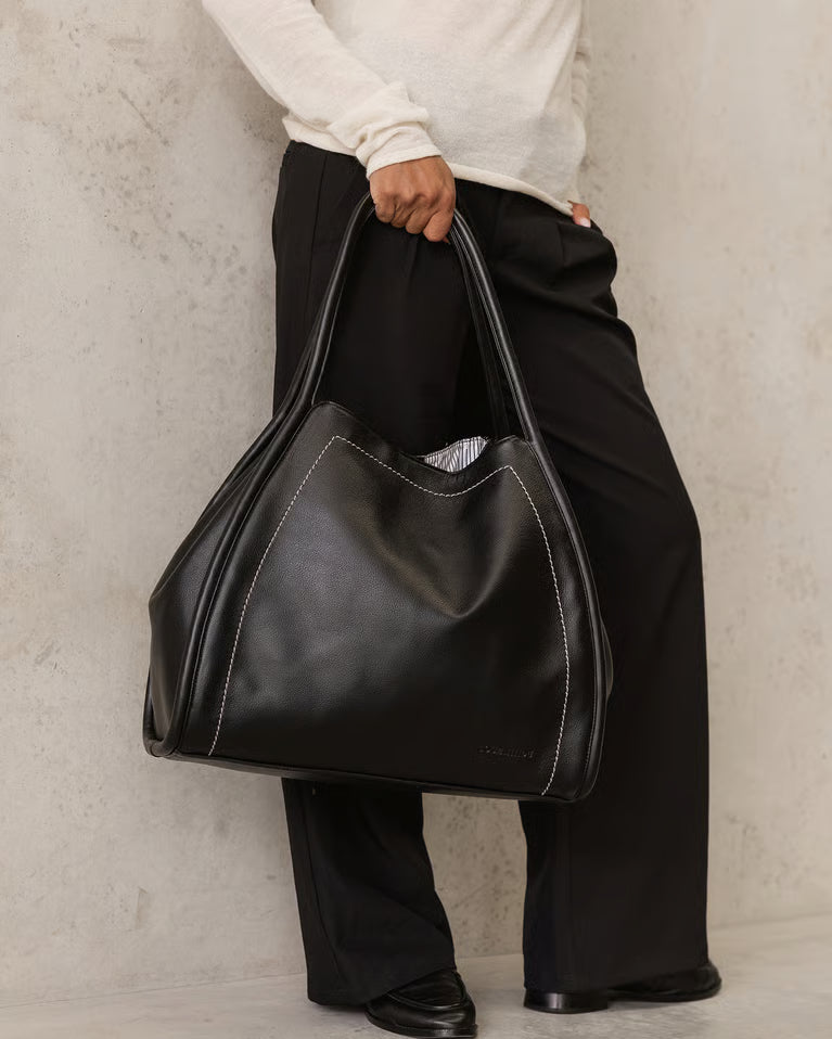 Louenhide Sutton Shoulder Bag - Black