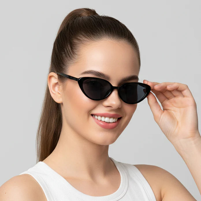 Shady Lady Lucy Sunglasses - Black