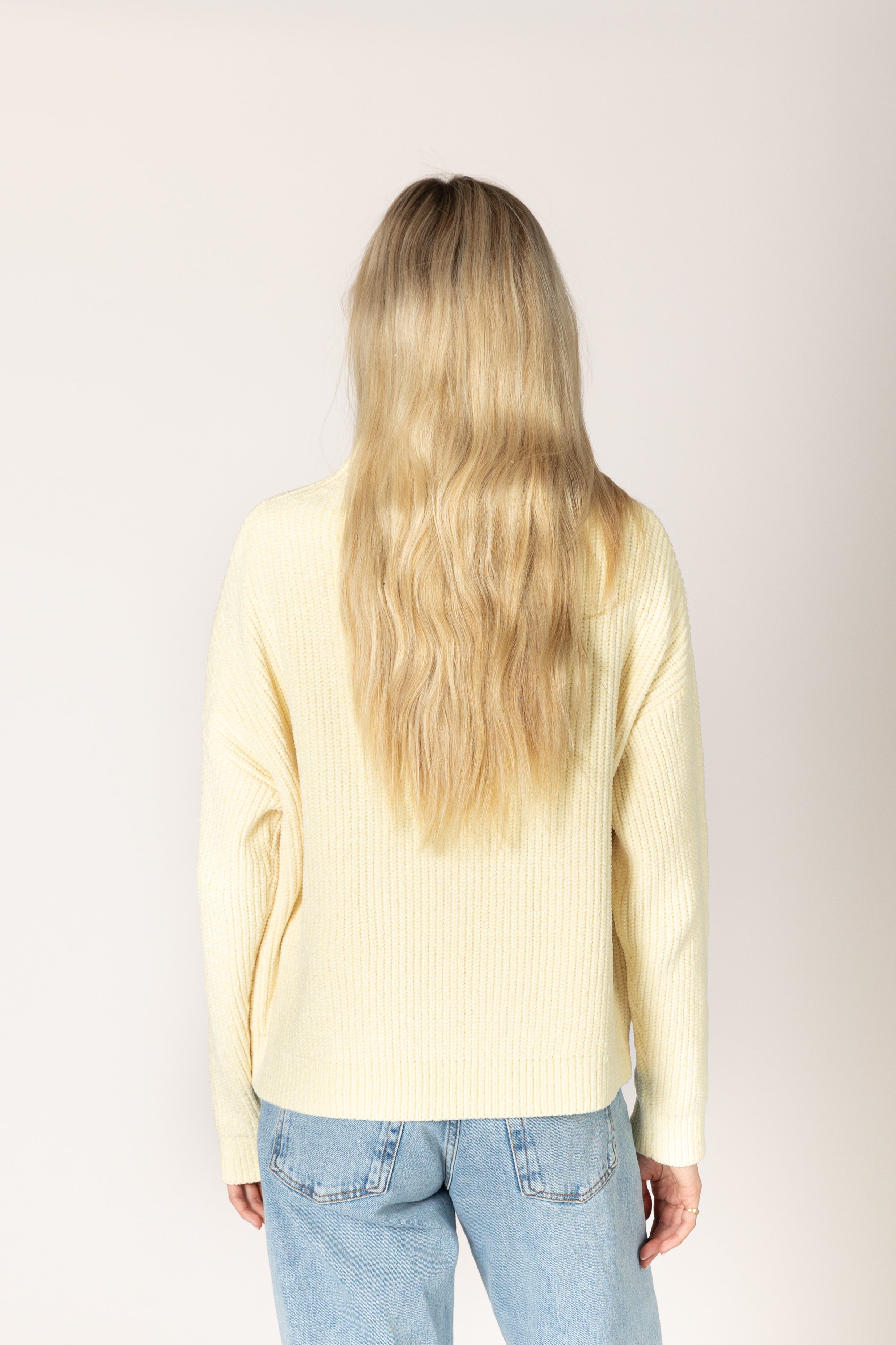 Lyla & Luxe Evolet Chenille Pullover - Buttercup