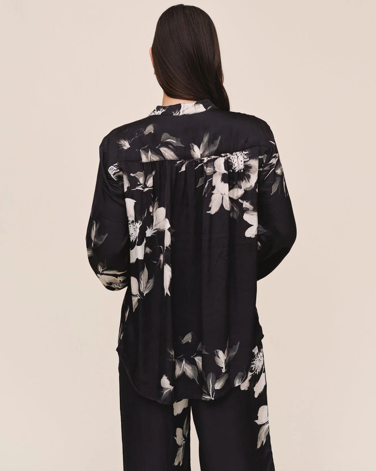 Bella Dahl Mandarin Collar Blouse - Noir Bloom