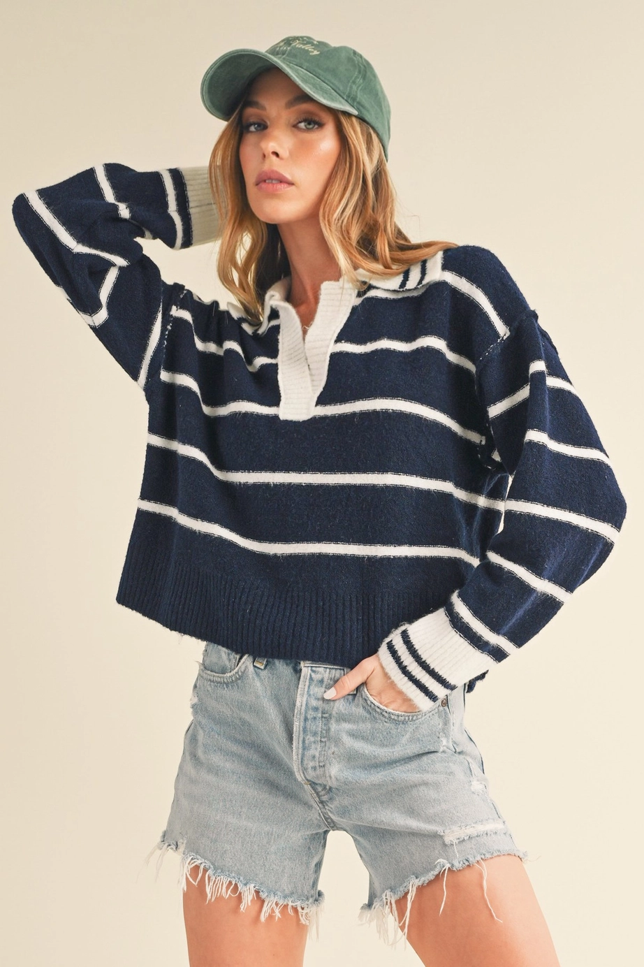 AEMI Felia Sweater - Navy/White