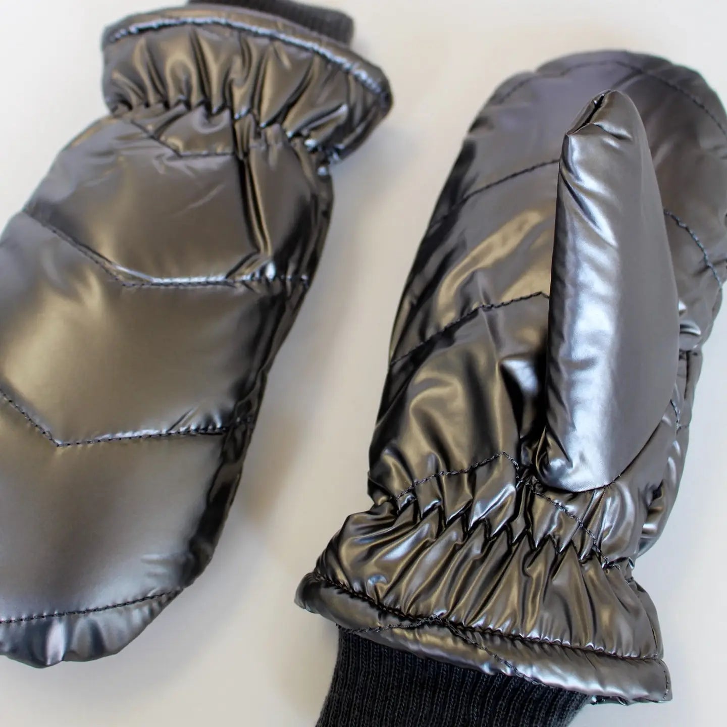 La-a SOLE Puffer Mittens - Pewter
