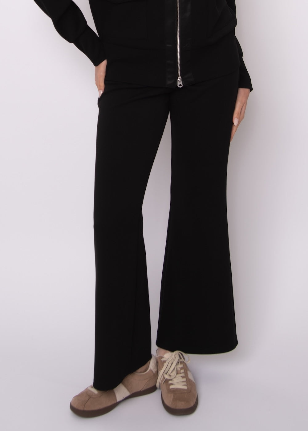 RD Florine Soft Knit Flare Pant - Black