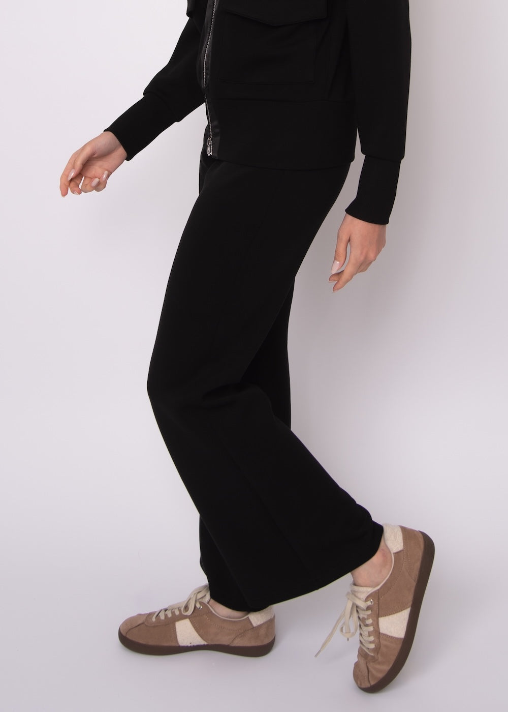 RD Florine Soft Knit Flare Pant - Black