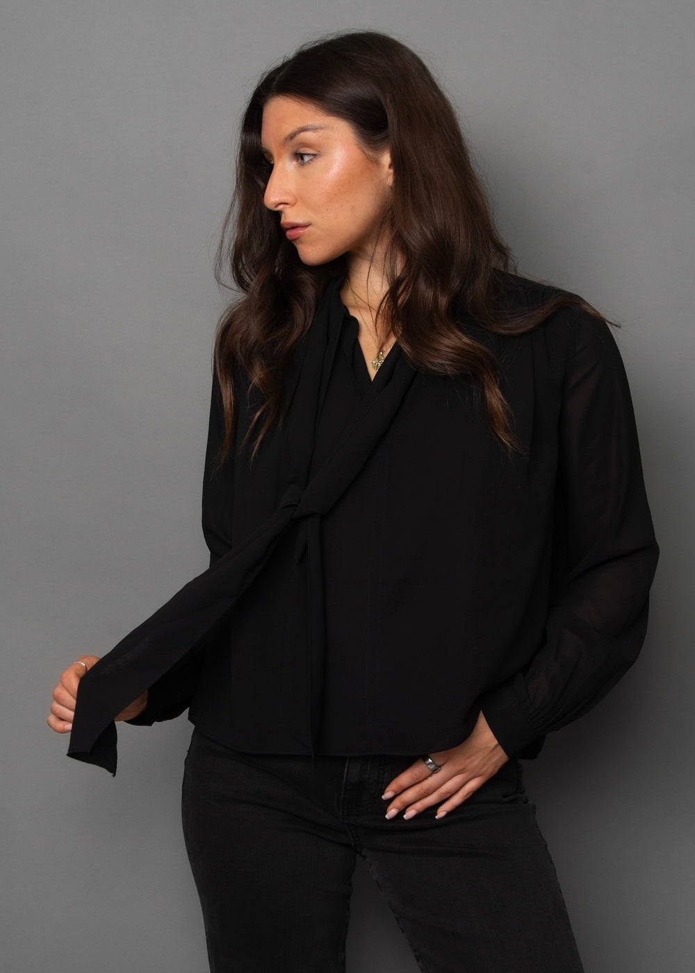 RD Rae Tie-Collar Top - Black