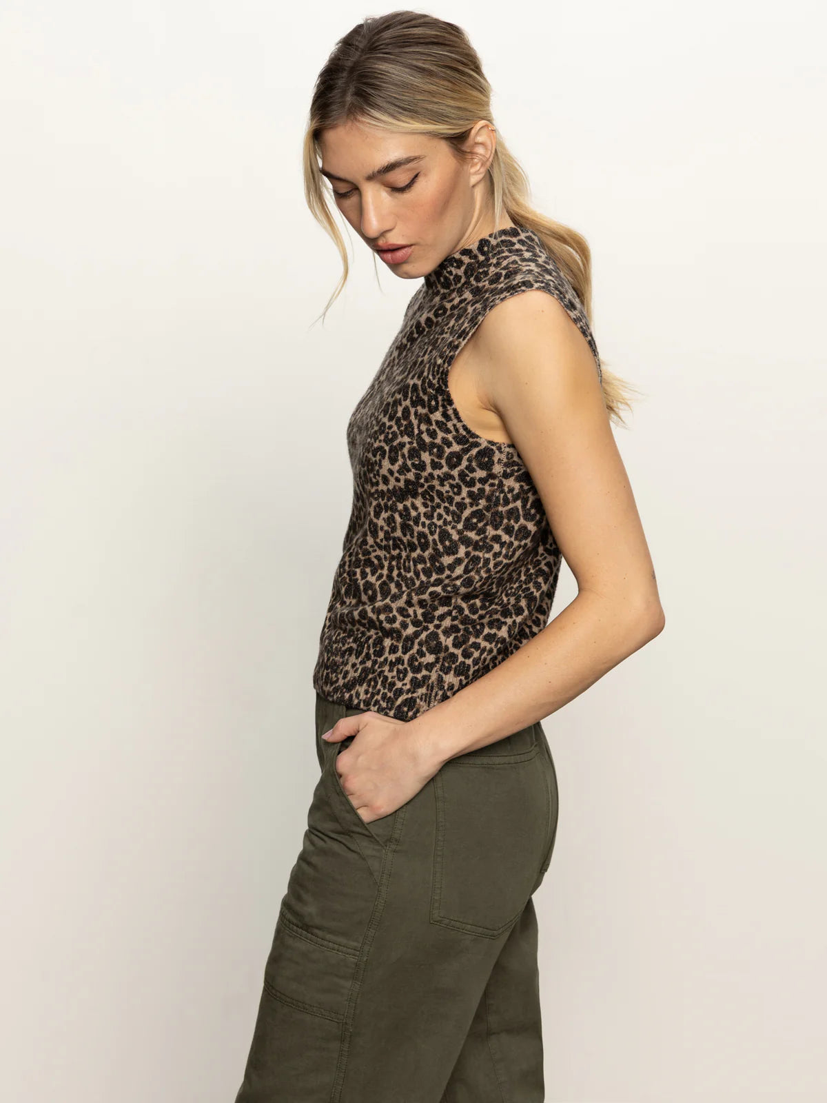 Sanctuary Fuzzy Shell - French Kitty