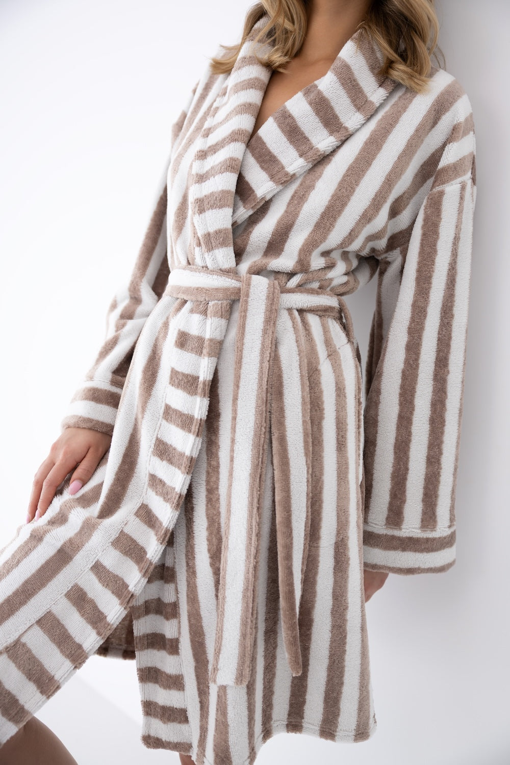 Sensis Leighton Robe