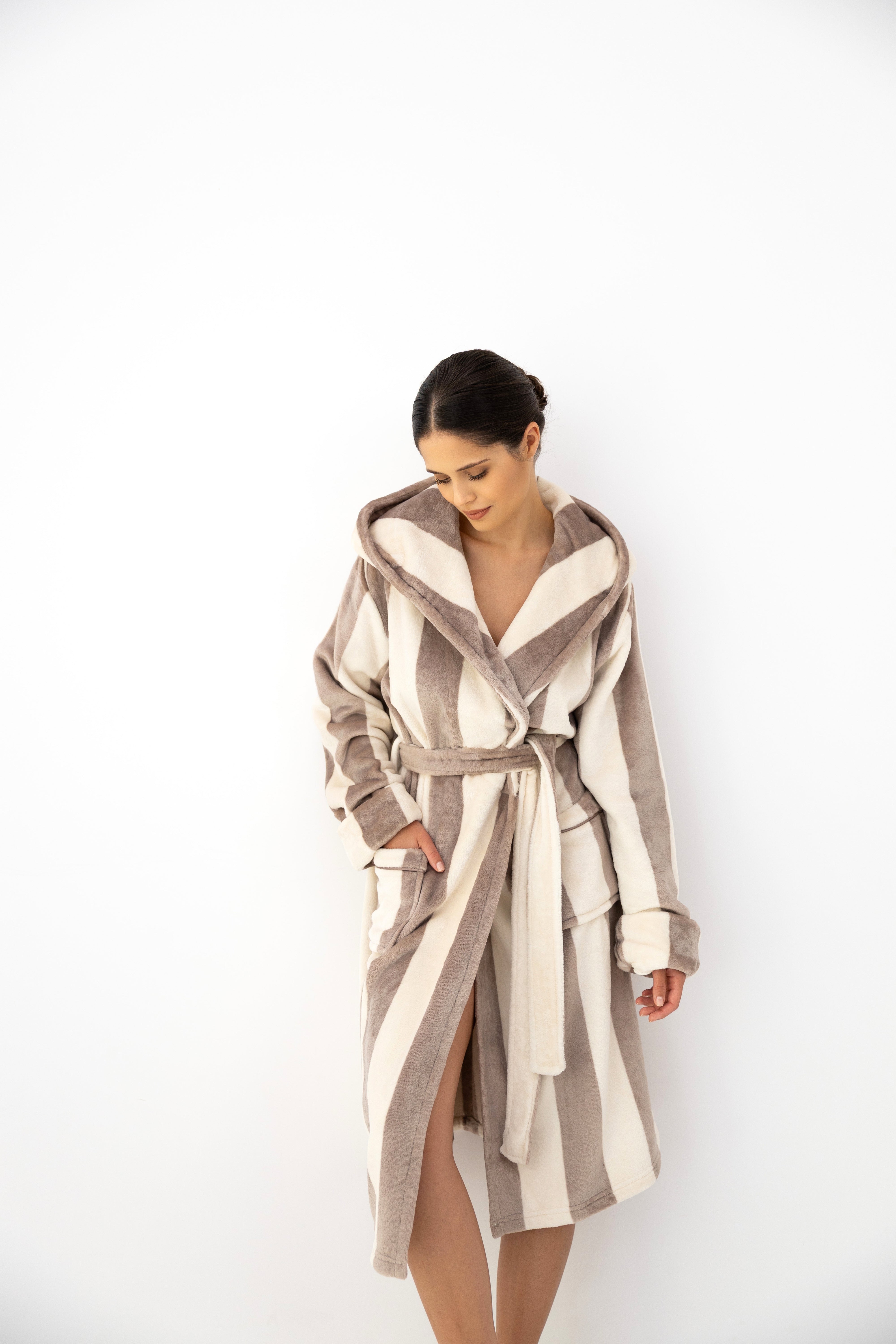 Sensis Lirien Robe - Taupe/White Stripe